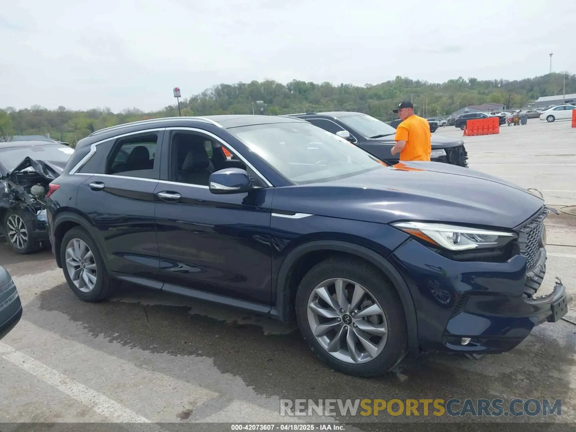 13 Photograph of a damaged car 3PCAJ5M11LF117903 INFINITI QX50 2020