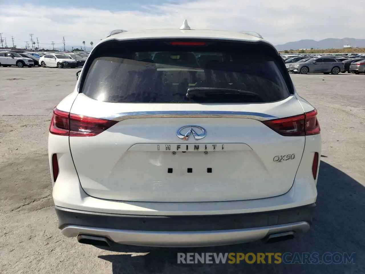 6 Photograph of a damaged car 3PCAJ5M12LF105226 INFINITI QX50 2020