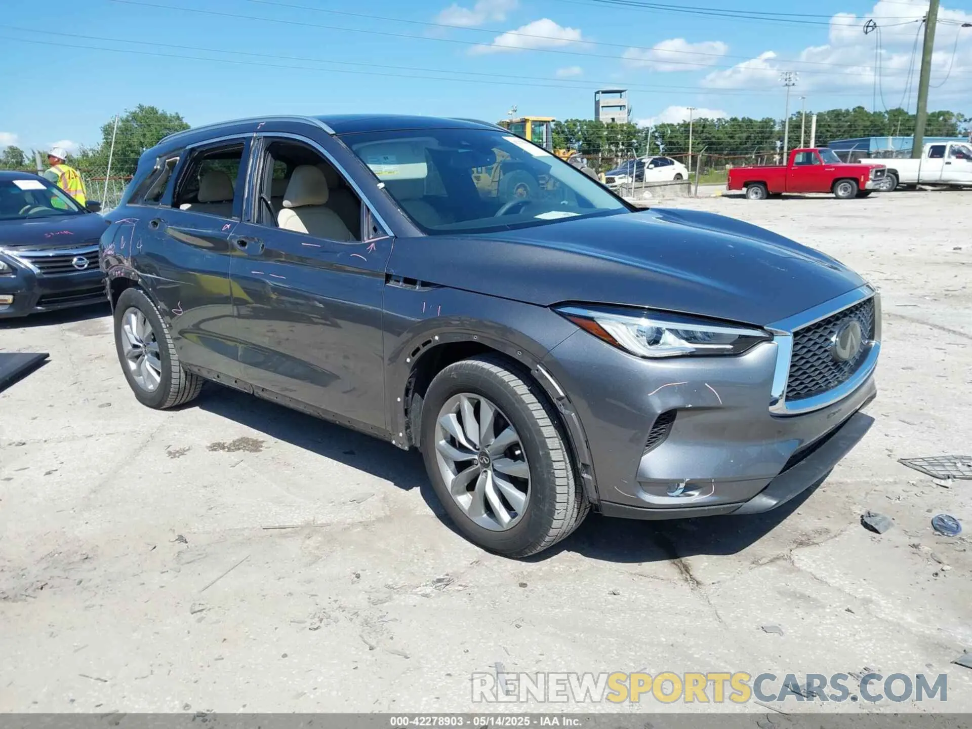 1 Photograph of a damaged car 3PCAJ5M13LF103064 INFINITI QX50 2020