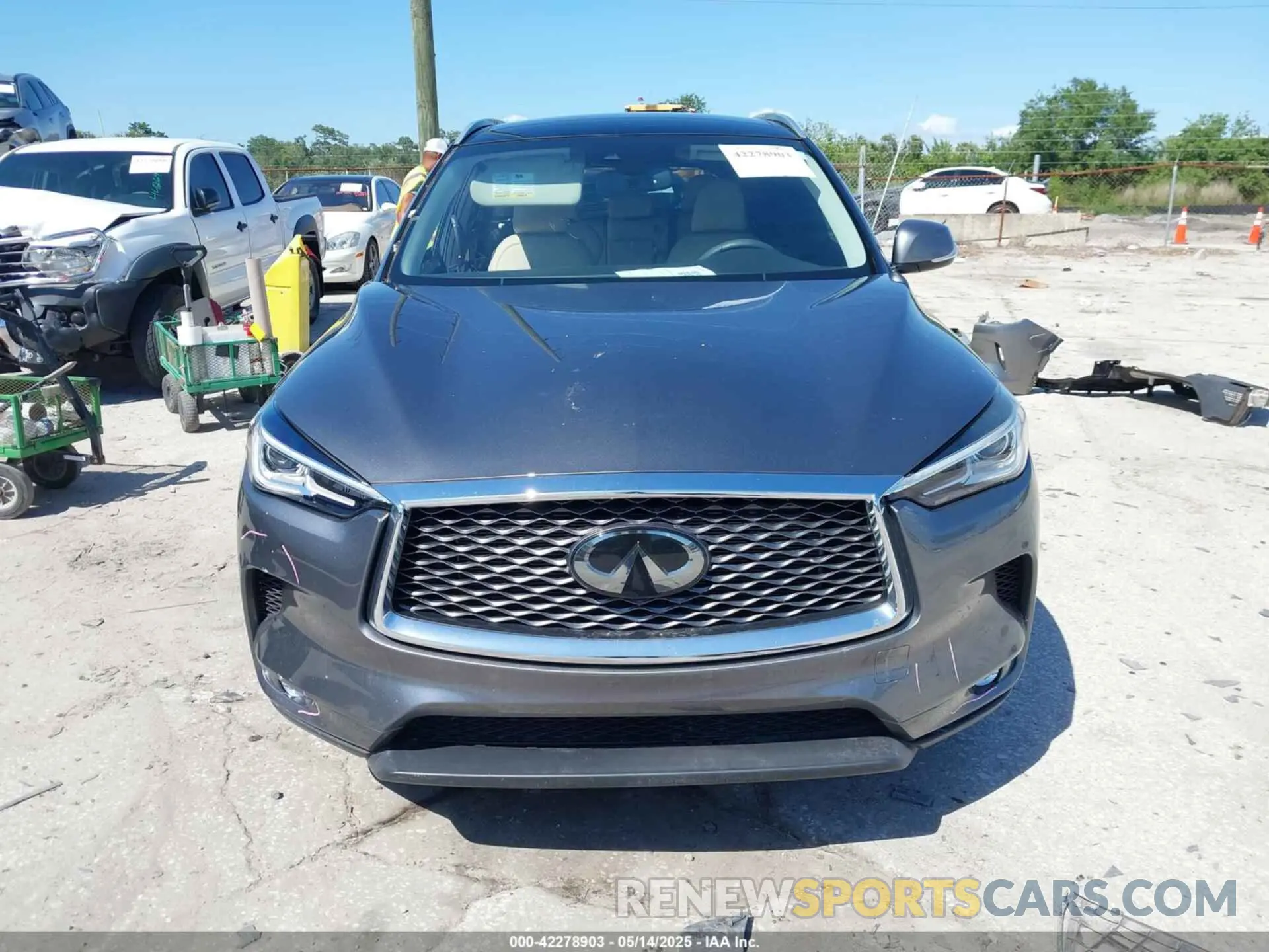 13 Photograph of a damaged car 3PCAJ5M13LF103064 INFINITI QX50 2020