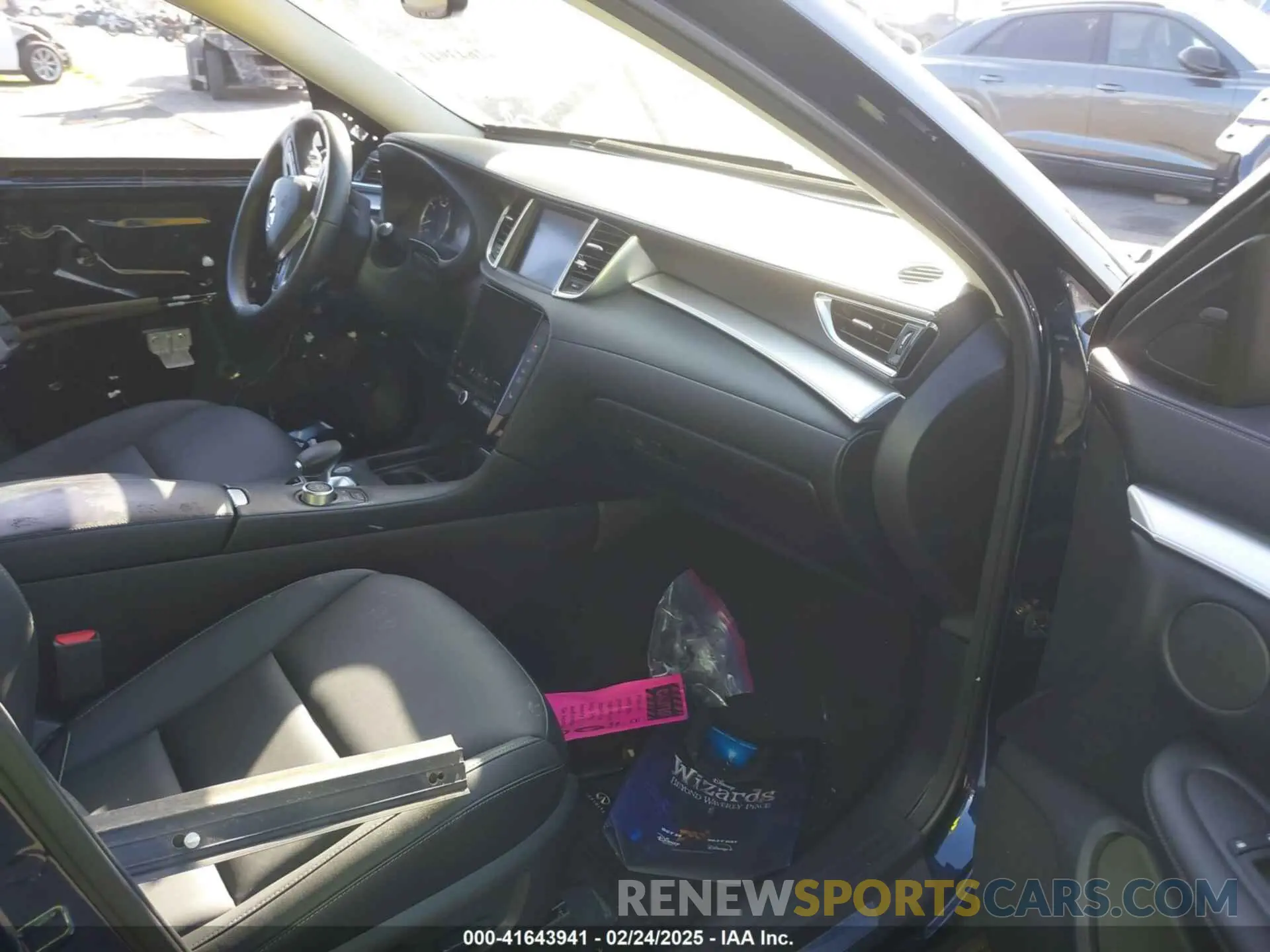 5 Photograph of a damaged car 3PCAJ5M13LF107535 INFINITI QX50 2020