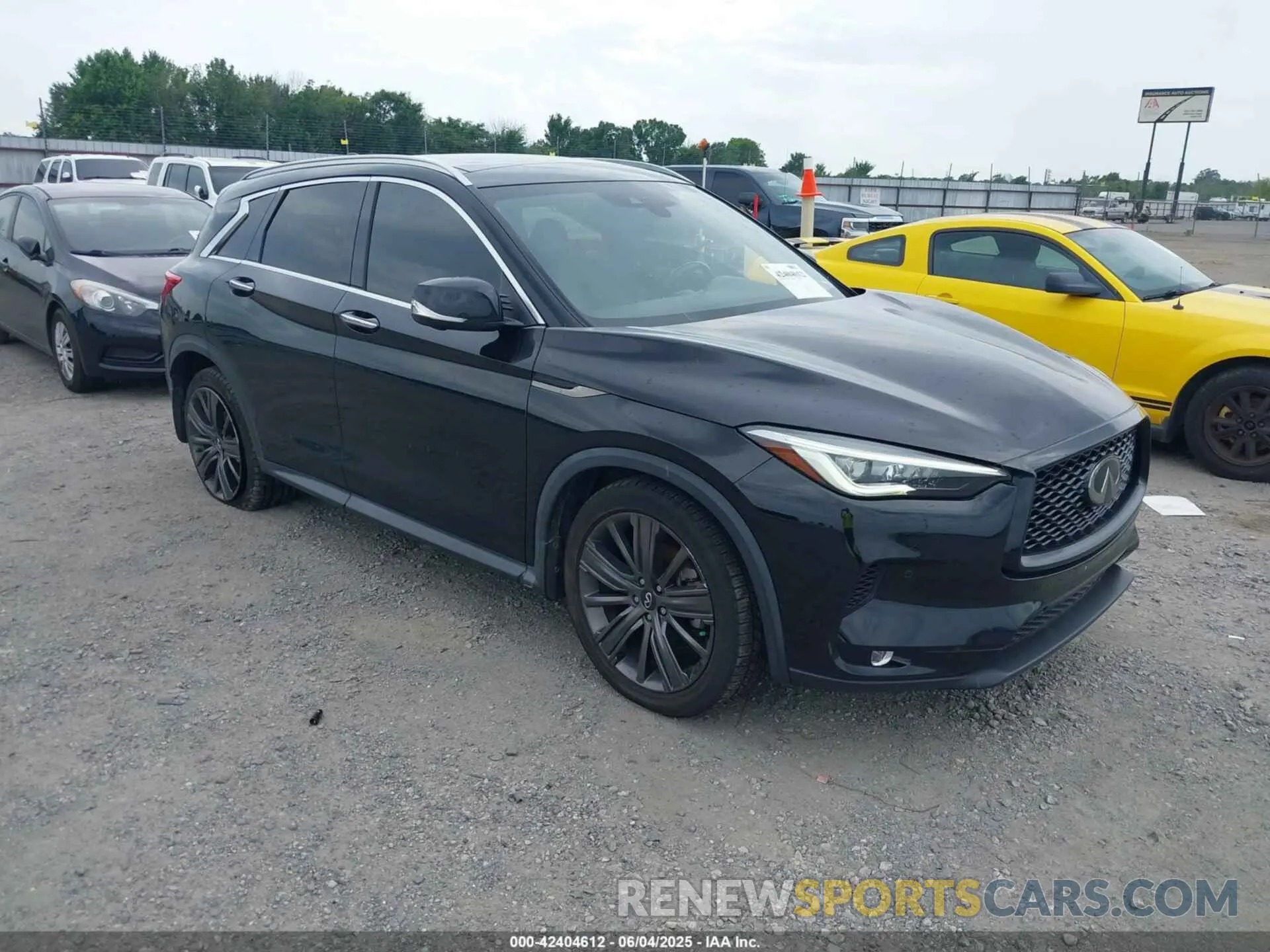 1 Photograph of a damaged car 3PCAJ5M13LF109740 INFINITI QX50 2020