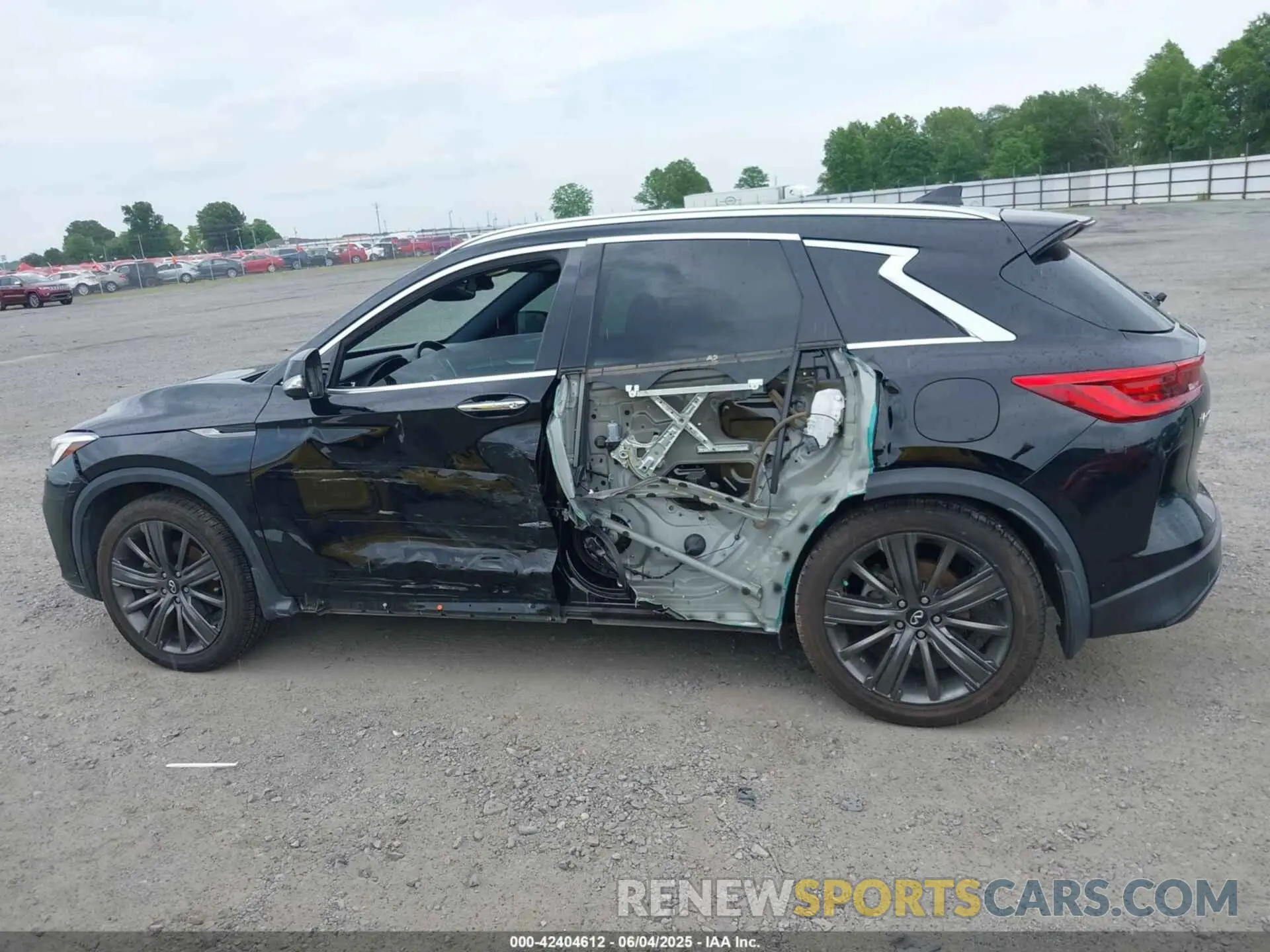 14 Photograph of a damaged car 3PCAJ5M13LF109740 INFINITI QX50 2020