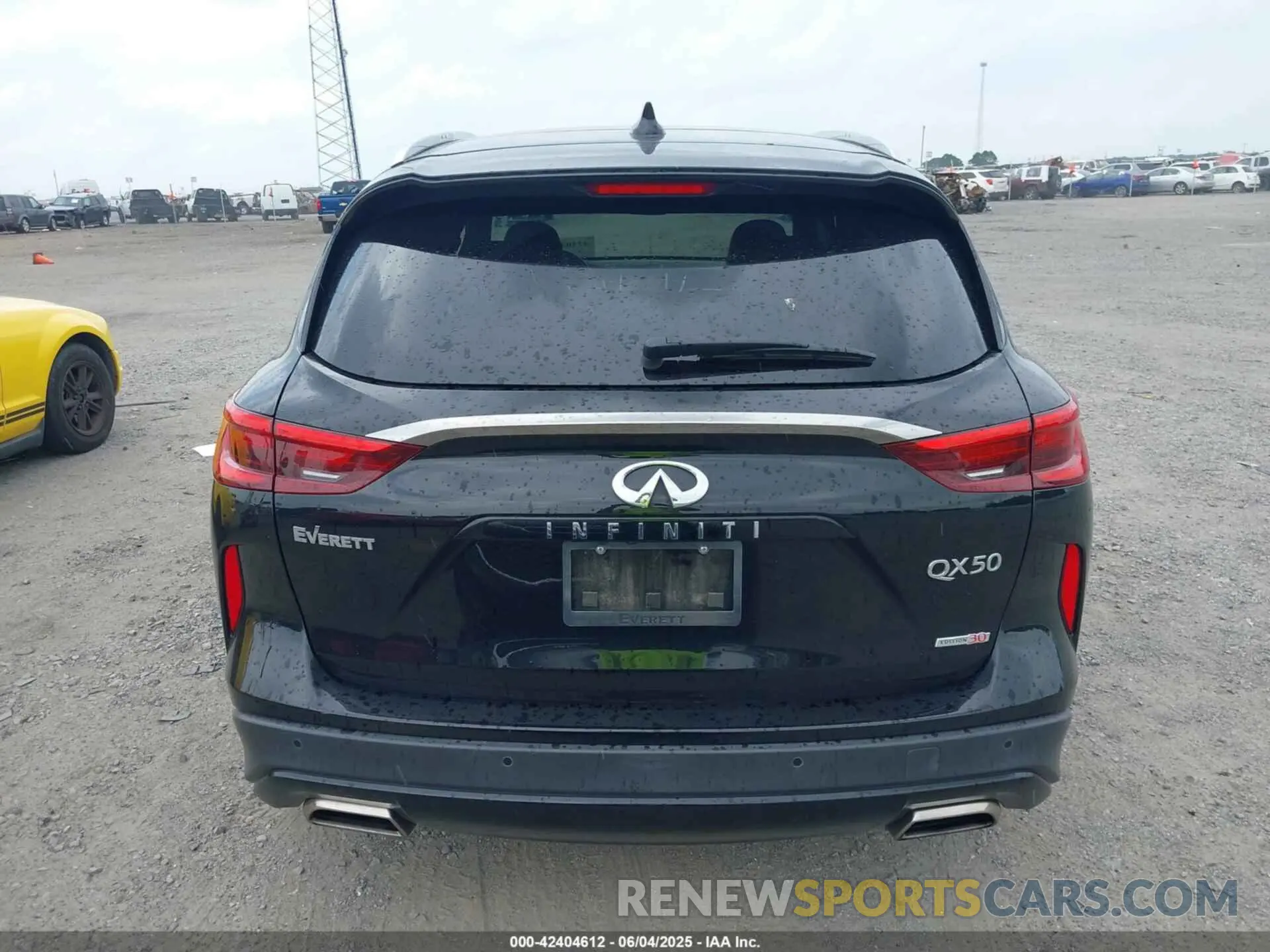 16 Photograph of a damaged car 3PCAJ5M13LF109740 INFINITI QX50 2020