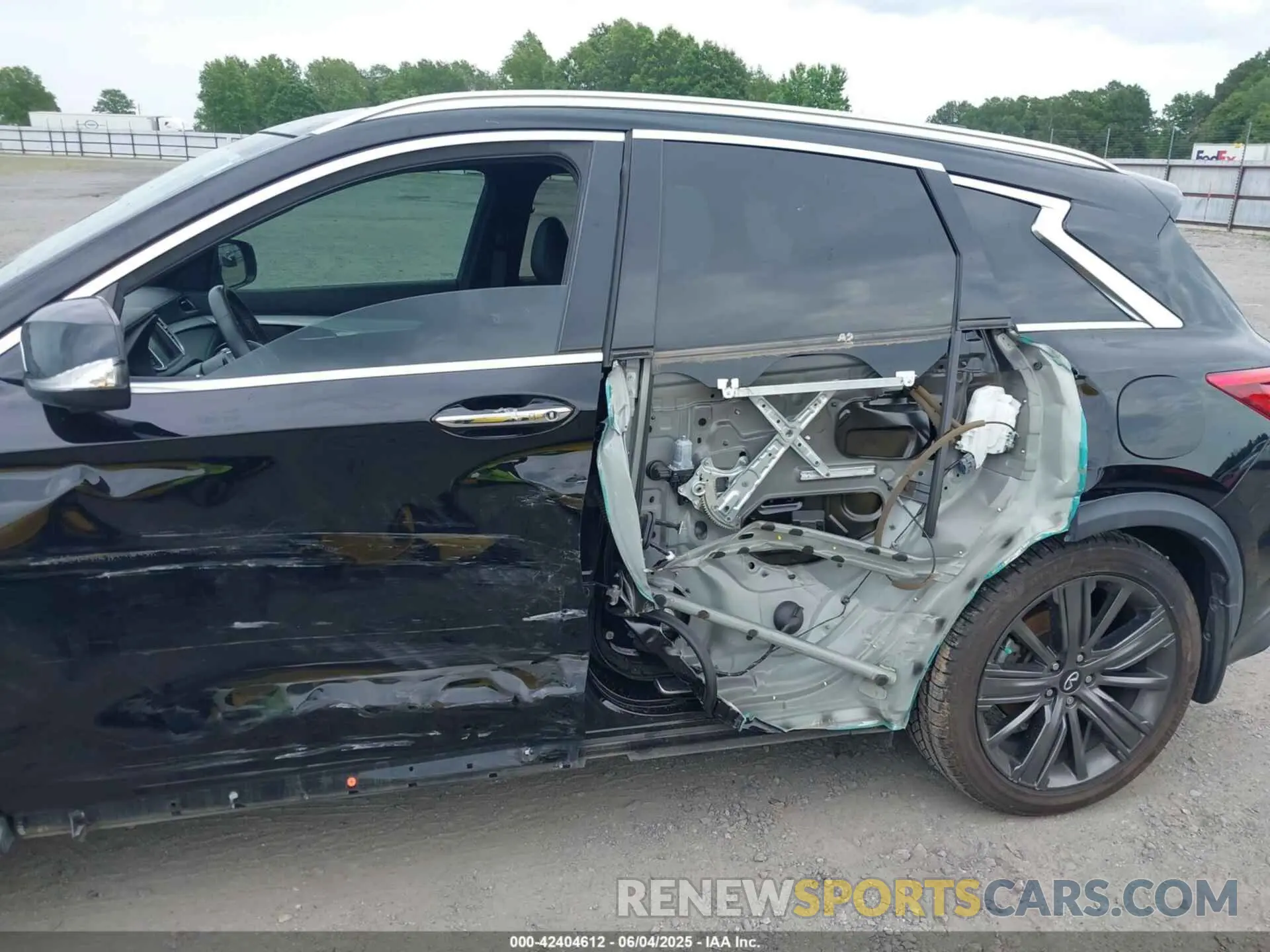 6 Photograph of a damaged car 3PCAJ5M13LF109740 INFINITI QX50 2020