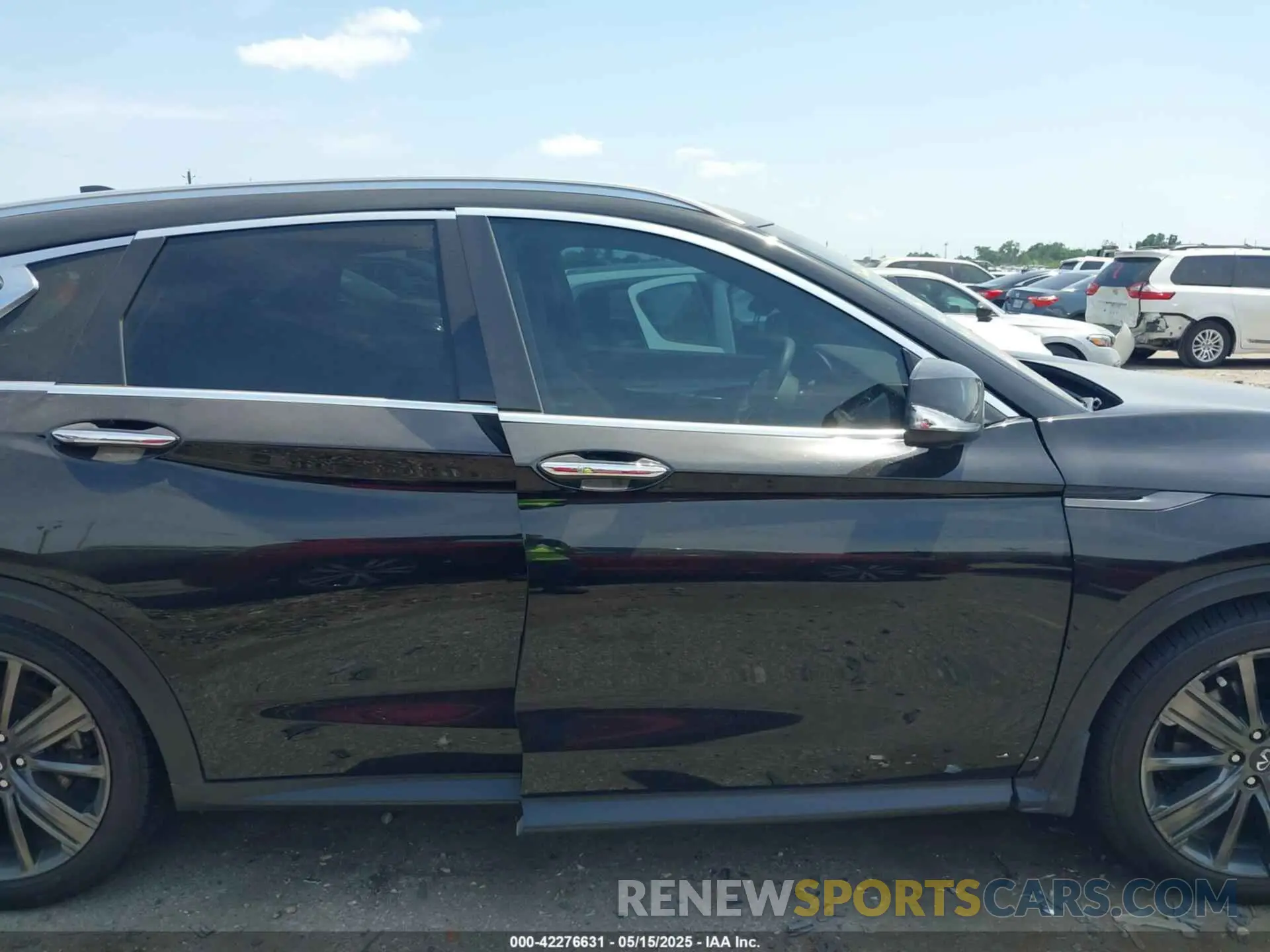 14 Photograph of a damaged car 3PCAJ5M13LF111018 INFINITI QX50 2020