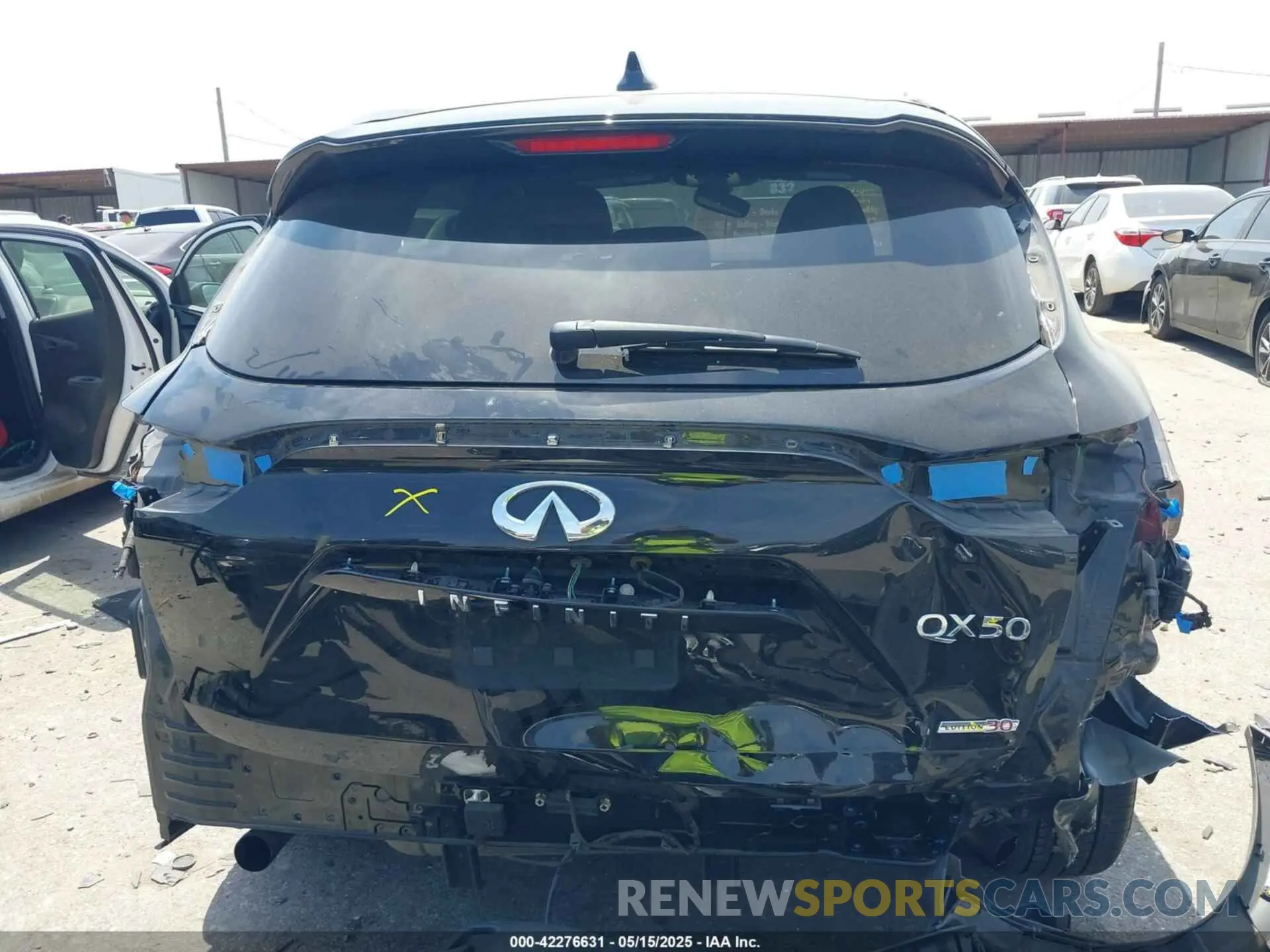 17 Photograph of a damaged car 3PCAJ5M13LF111018 INFINITI QX50 2020