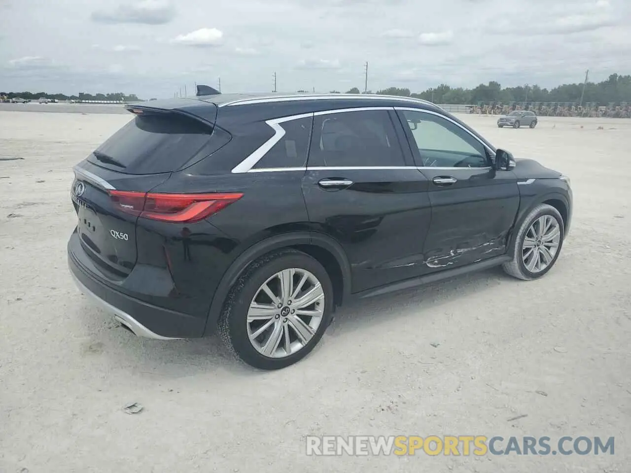 3 Photograph of a damaged car 3PCAJ5M13LF112119 INFINITI QX50 2020