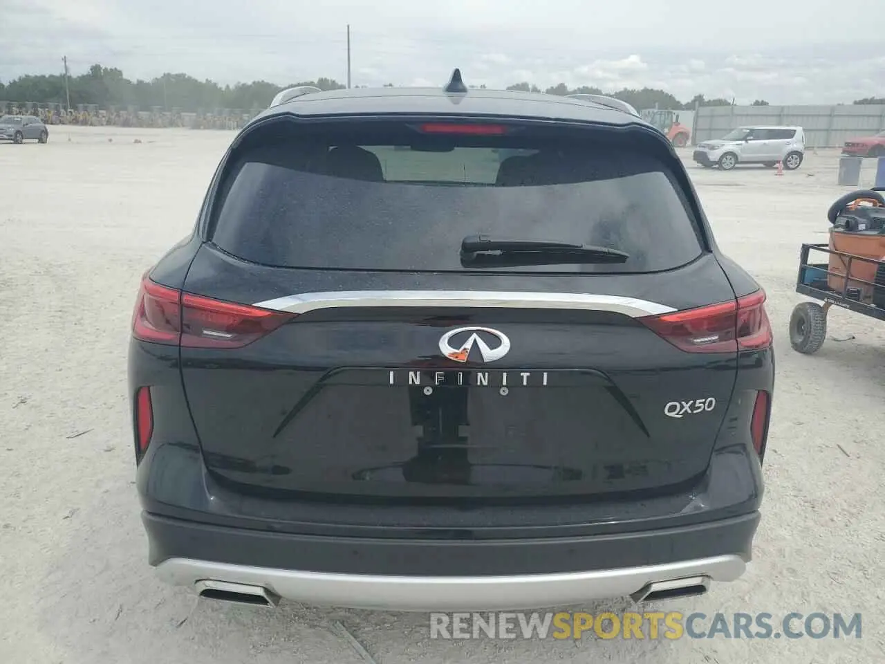 6 Photograph of a damaged car 3PCAJ5M13LF112119 INFINITI QX50 2020