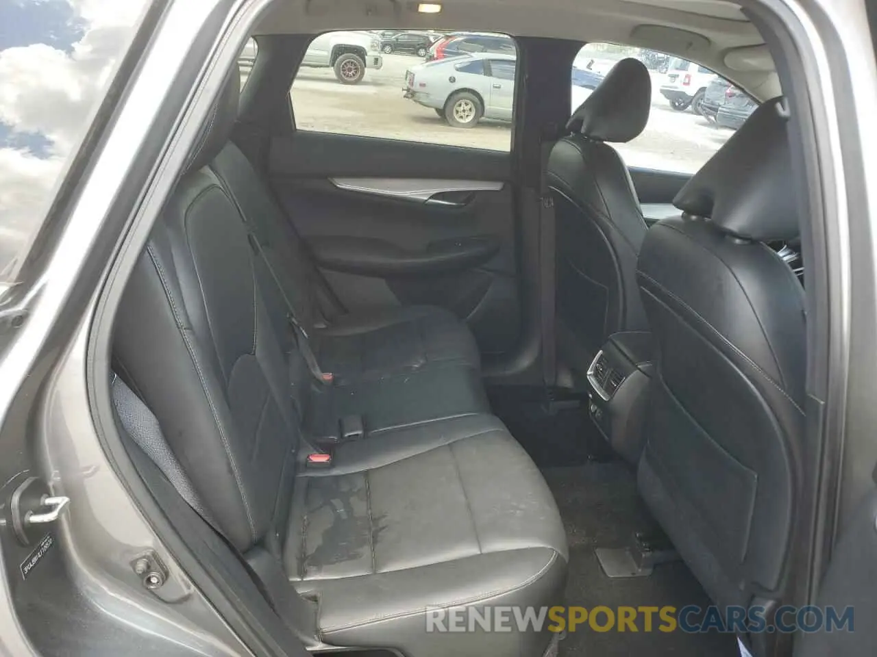 11 Photograph of a damaged car 3PCAJ5M14LF109570 INFINITI QX50 2020
