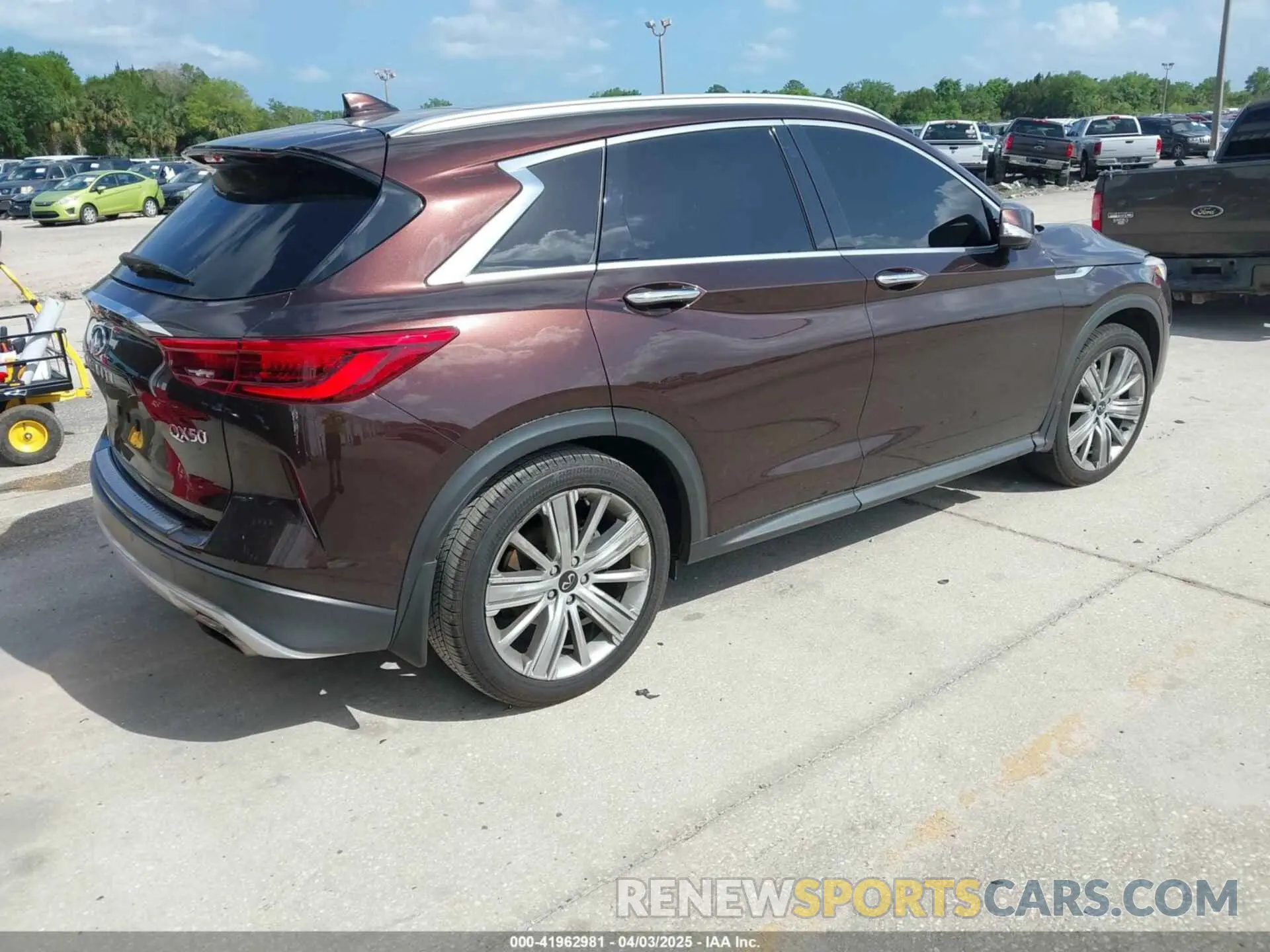 4 Photograph of a damaged car 3PCAJ5M15LF100778 INFINITI QX50 2020