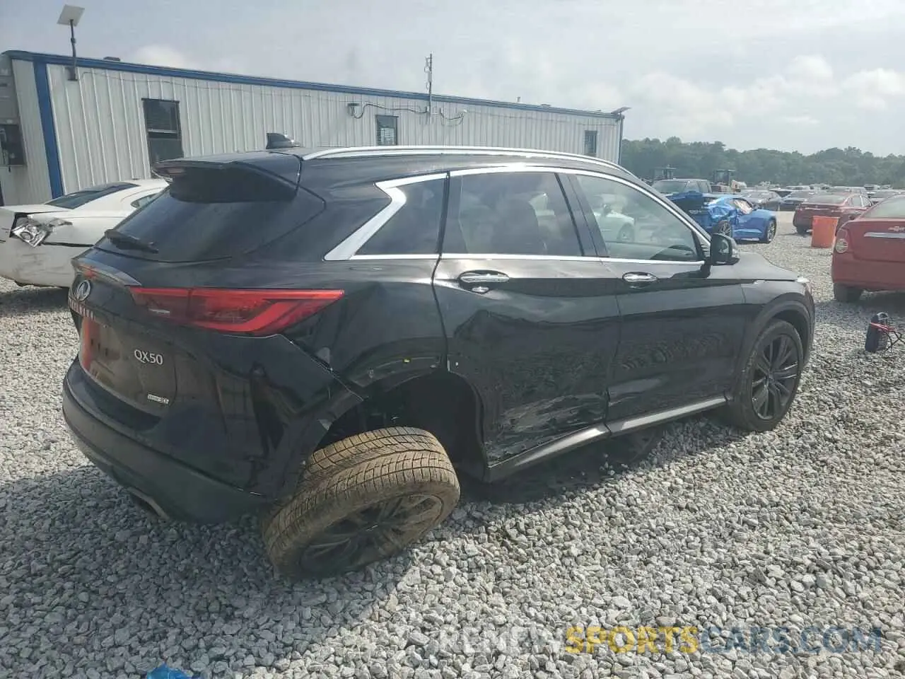 3 Photograph of a damaged car 3PCAJ5M17LF115024 INFINITI QX50 2020