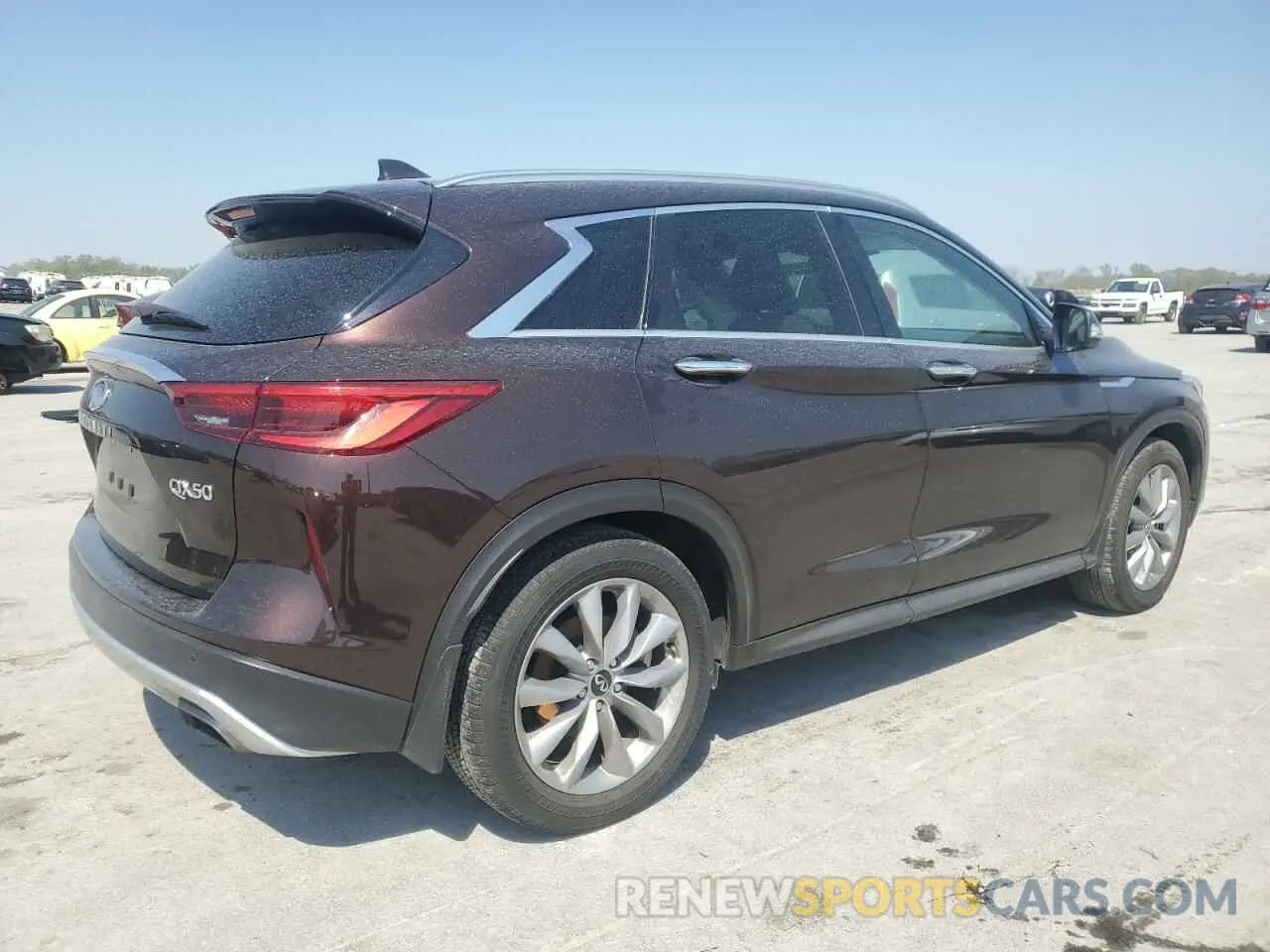 3 Photograph of a damaged car 3PCAJ5M19LF103344 INFINITI QX50 2020