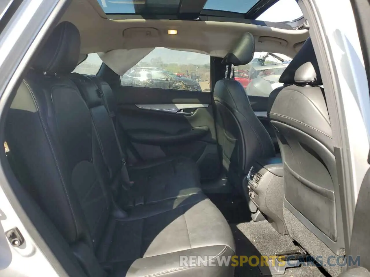 11 Photograph of a damaged car 3PCAJ5M30LF121247 INFINITI QX50 2020