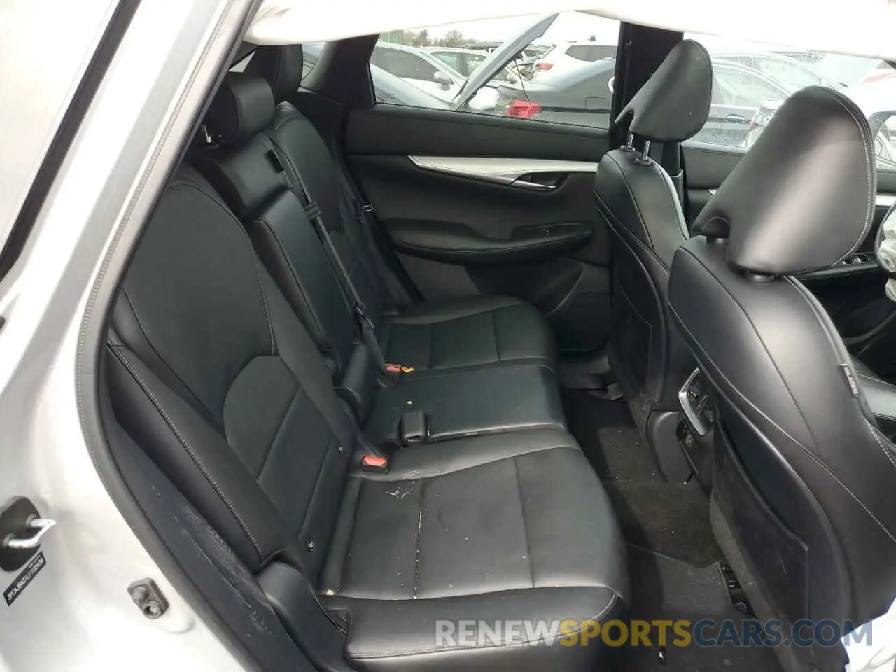 11 Photograph of a damaged car 3PCAJ5M31LF102934 INFINITI QX50 2020