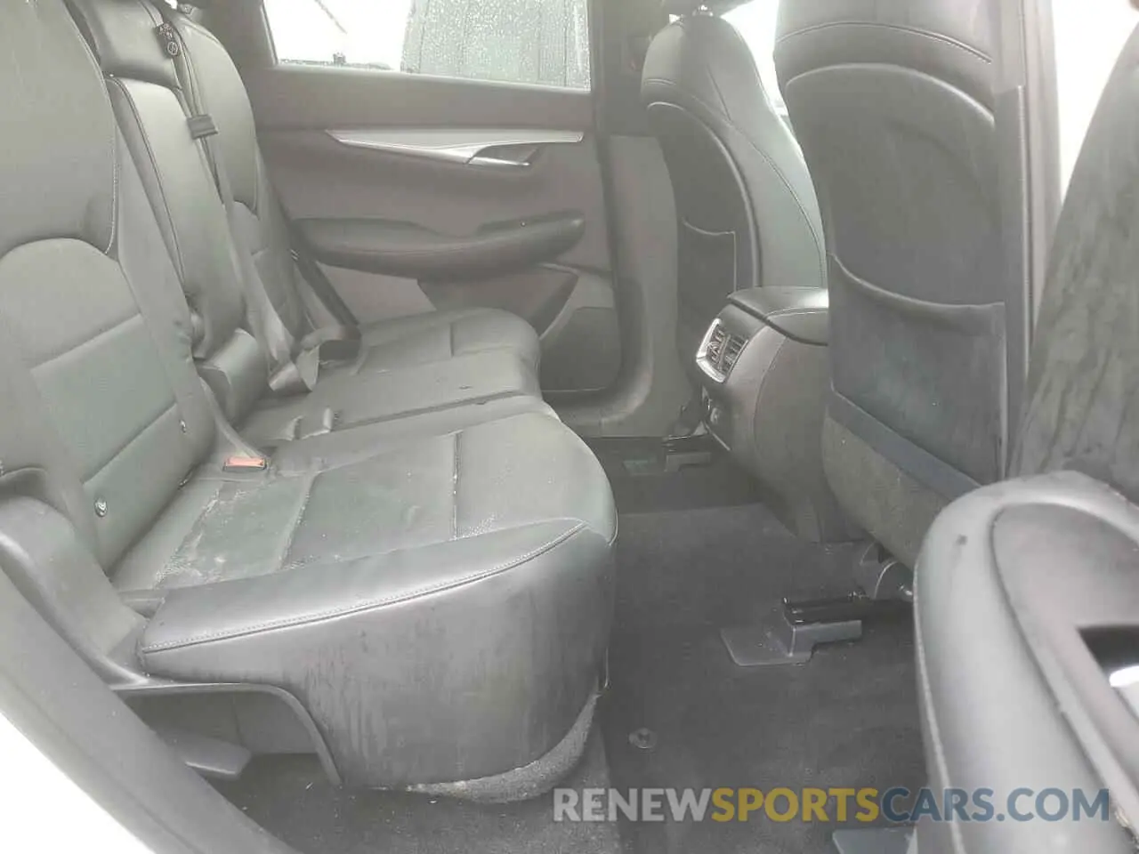 11 Photograph of a damaged car 3PCAJ5M31LF114193 INFINITI QX50 2020