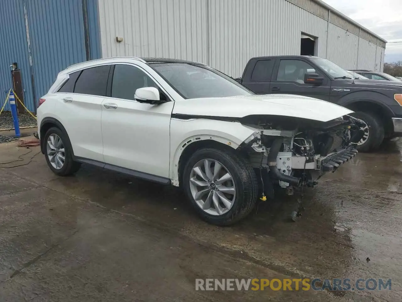 4 Photograph of a damaged car 3PCAJ5M31LF114193 INFINITI QX50 2020