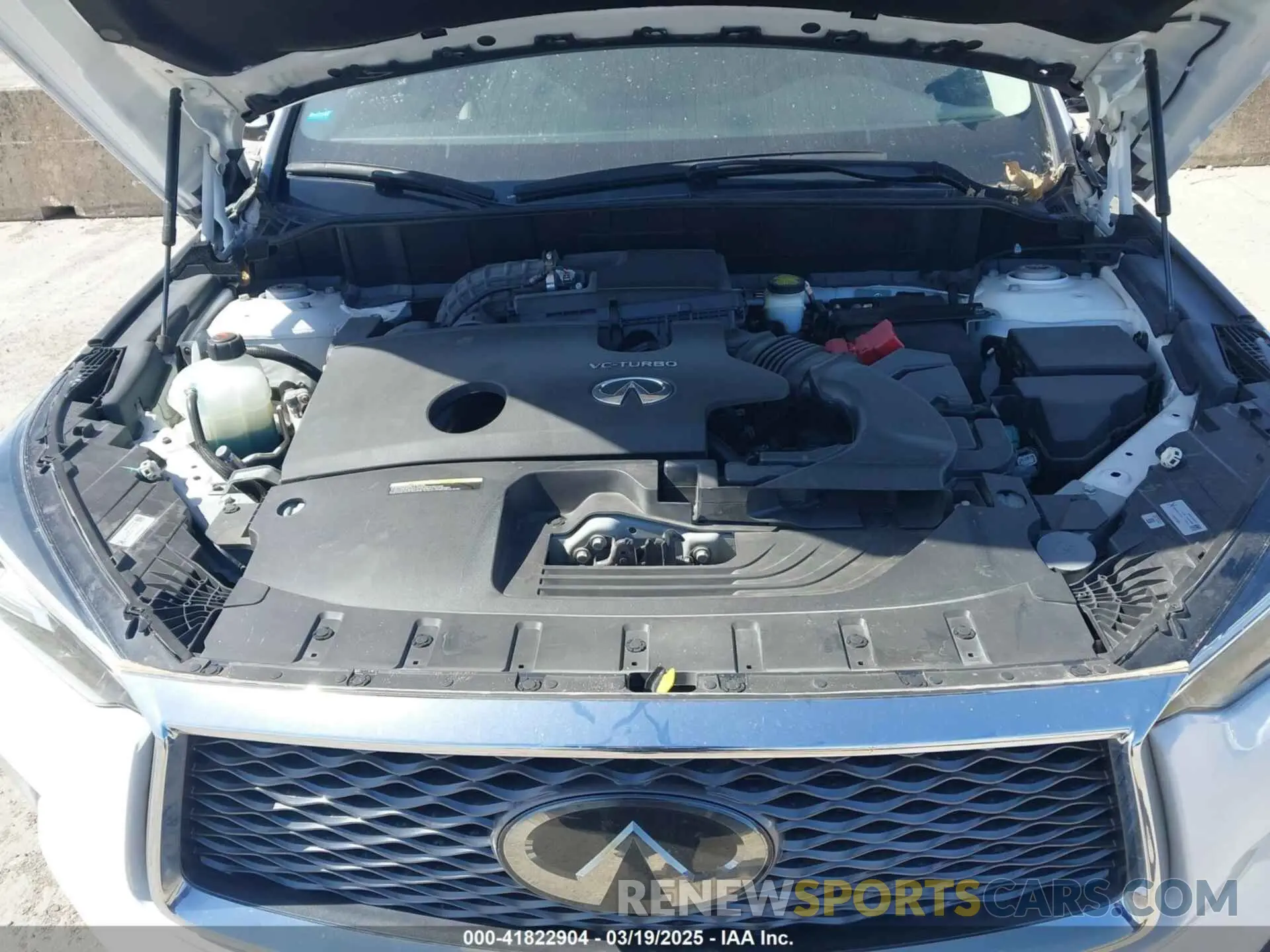10 Photograph of a damaged car 3PCAJ5M32LF103266 INFINITI QX50 2020