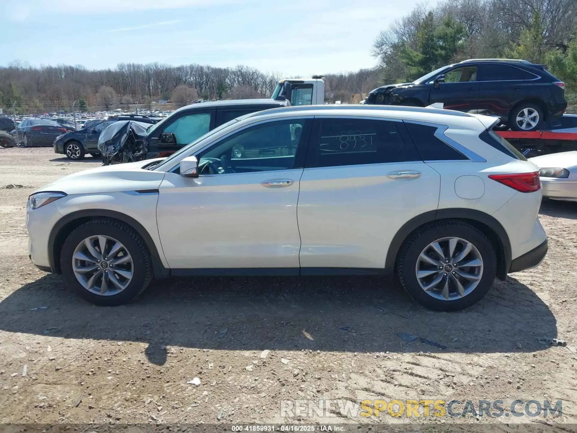 14 Photograph of a damaged car 3PCAJ5M34LF104029 INFINITI QX50 2020
