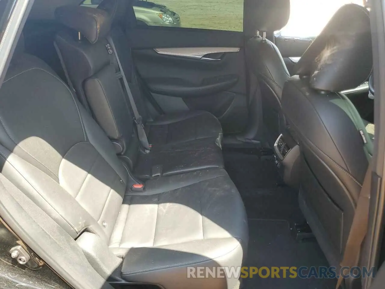 11 Photograph of a damaged car 3PCAJ5M35LF109160 INFINITI QX50 2020