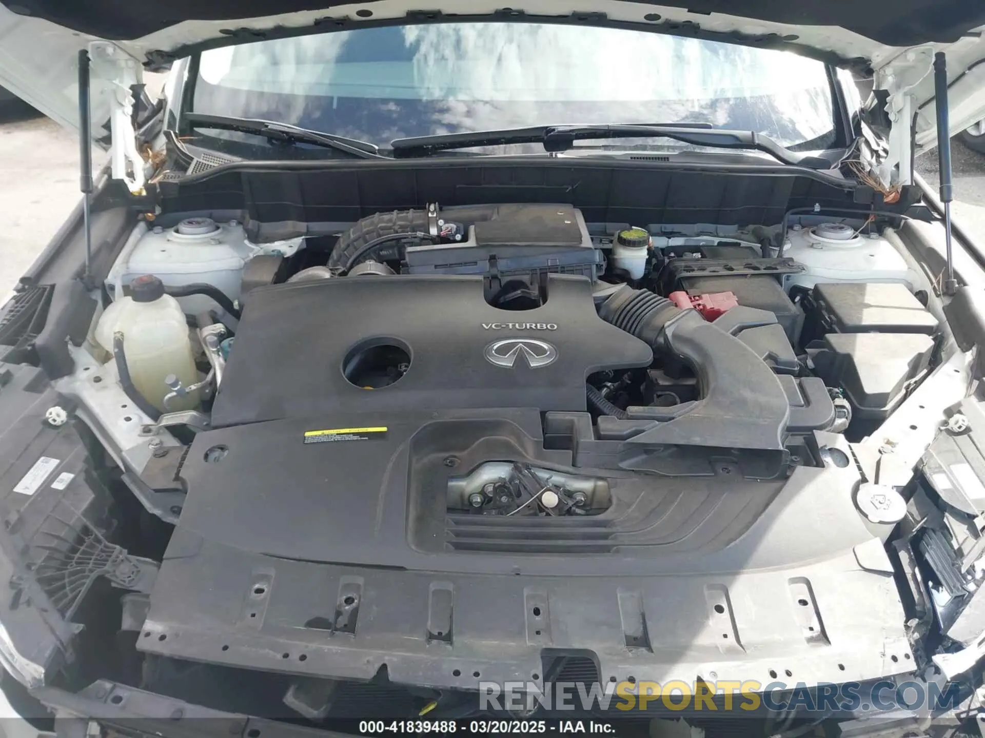 10 Photograph of a damaged car 3PCAJ5M36LF111211 INFINITI QX50 2020