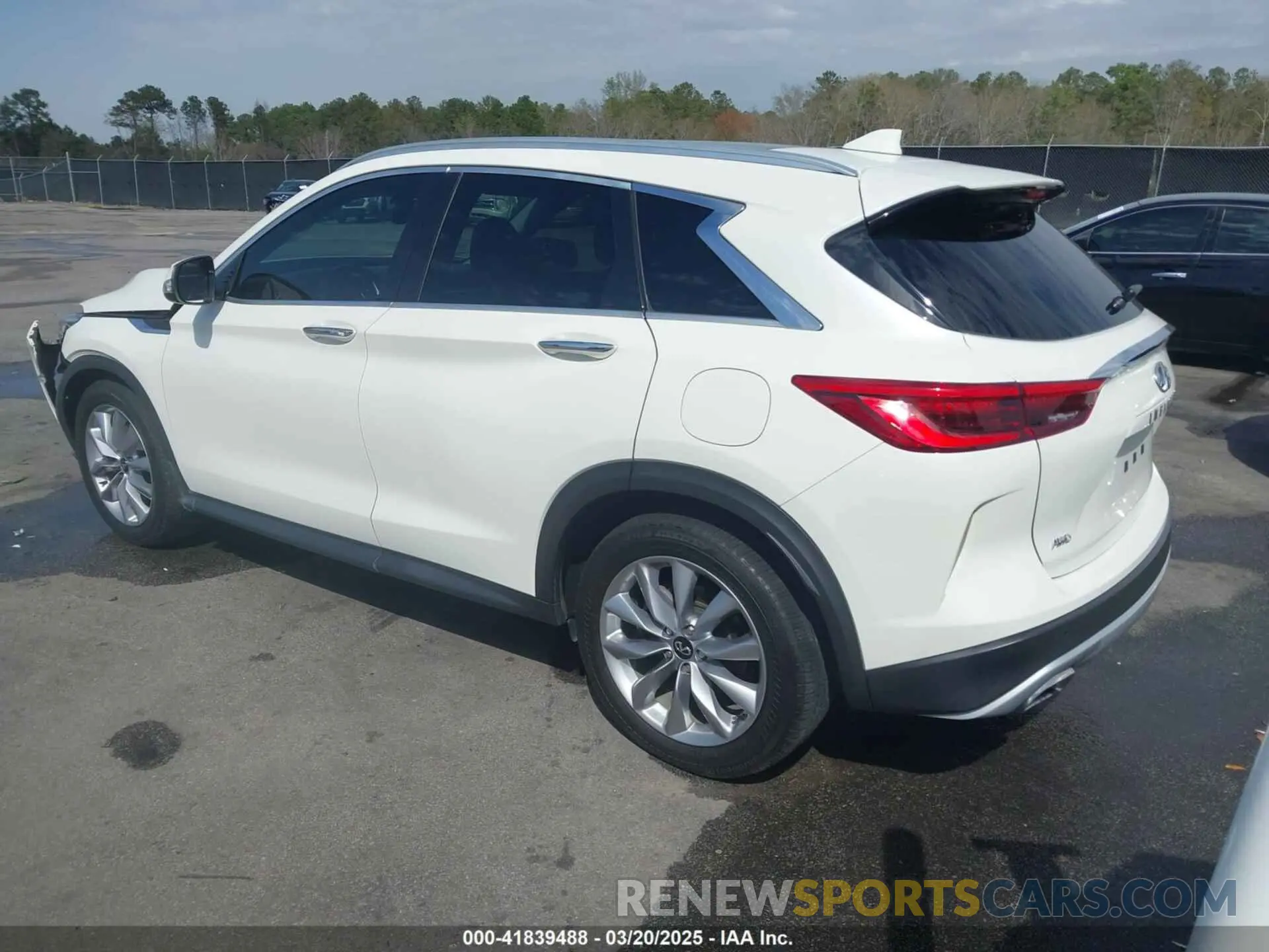 3 Photograph of a damaged car 3PCAJ5M36LF111211 INFINITI QX50 2020