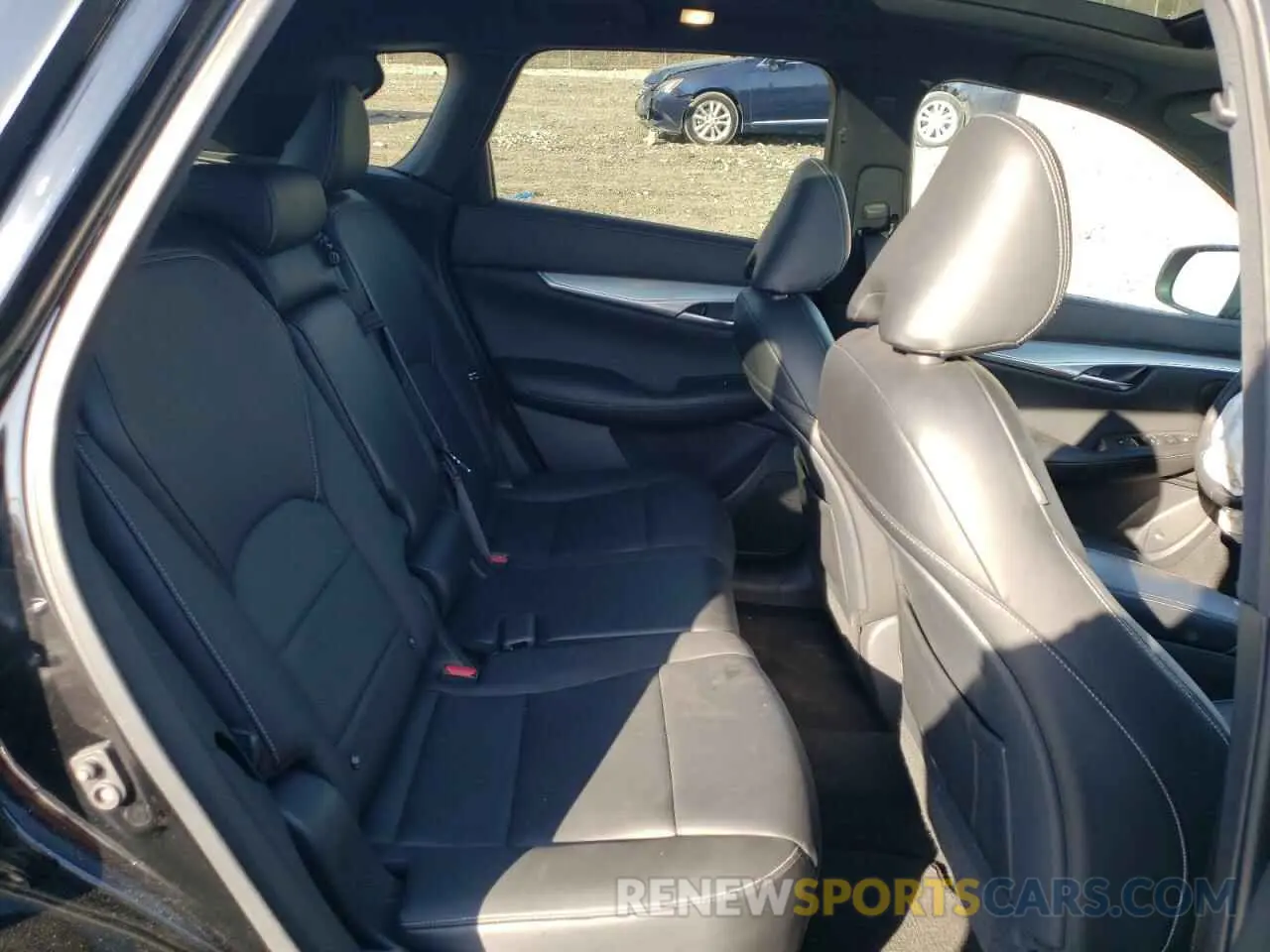 11 Photograph of a damaged car 3PCAJ5M36LF111922 INFINITI QX50 2020