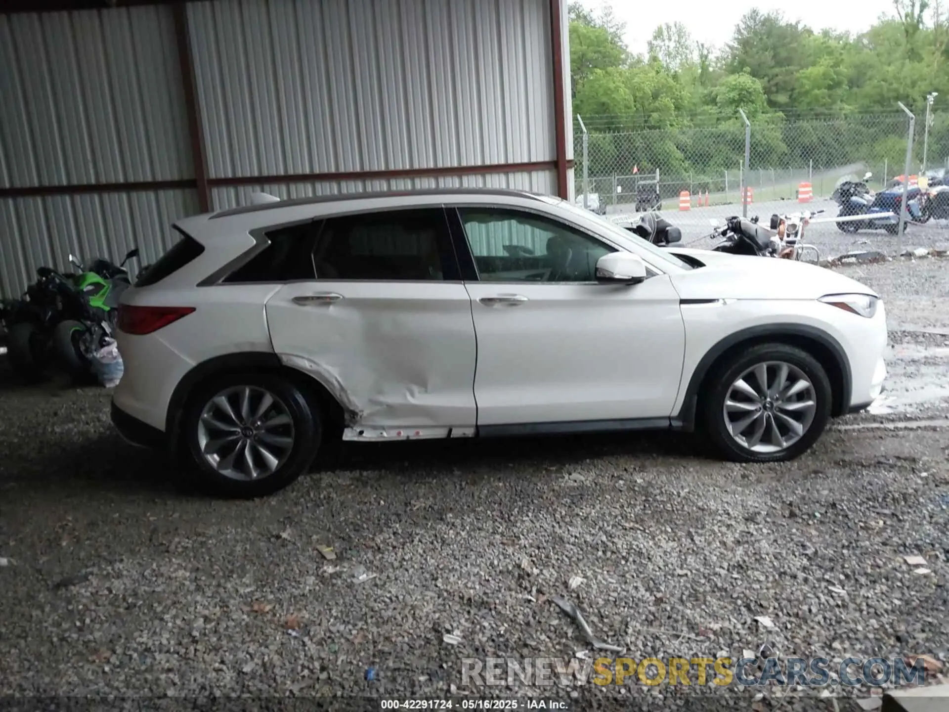 13 Photograph of a damaged car 3PCAJ5M36LF115985 INFINITI QX50 2020