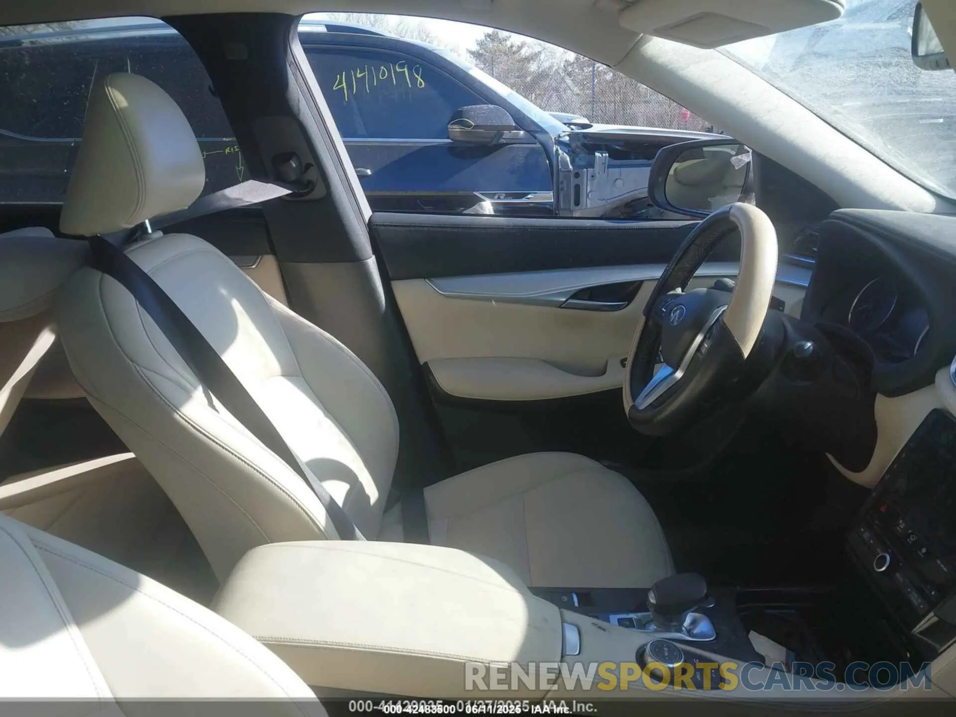 5 Photograph of a damaged car 3PCAJ5M36LF119521 INFINITI QX50 2020