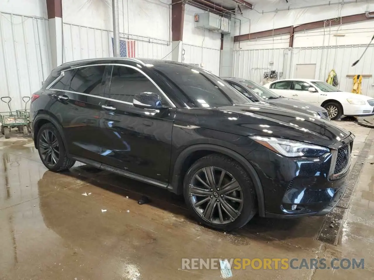 4 Photograph of a damaged car 3PCAJ5M37LF108530 INFINITI QX50 2020