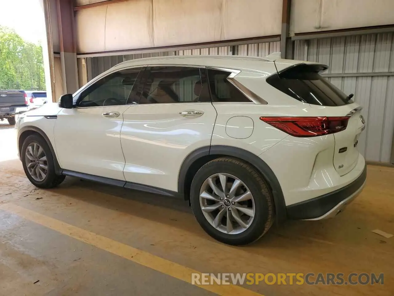 2 Photograph of a damaged car 3PCAJ5M38LF101201 INFINITI QX50 2020