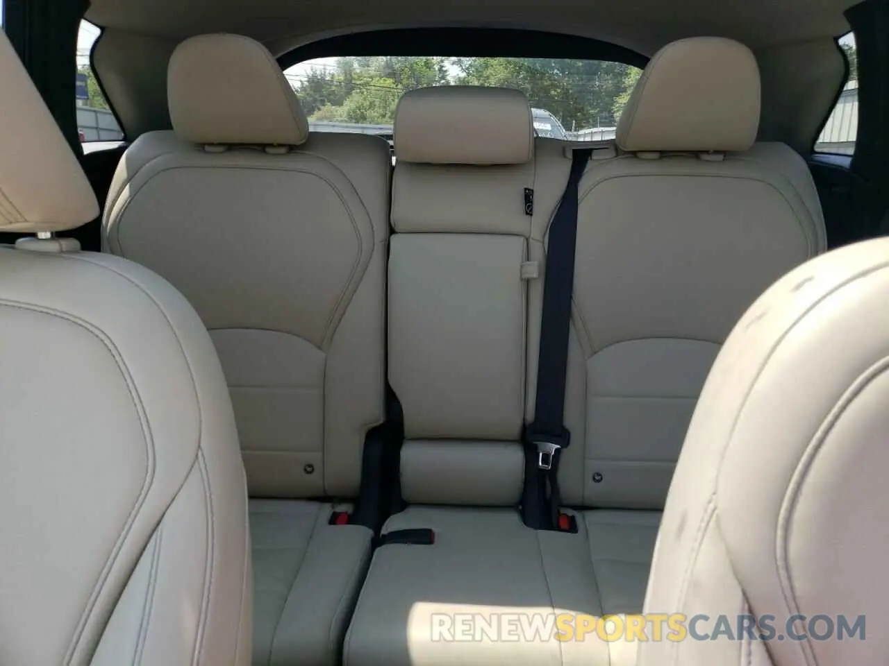 10 Photograph of a damaged car 3PCAJ5M39LF101255 INFINITI QX50 2020