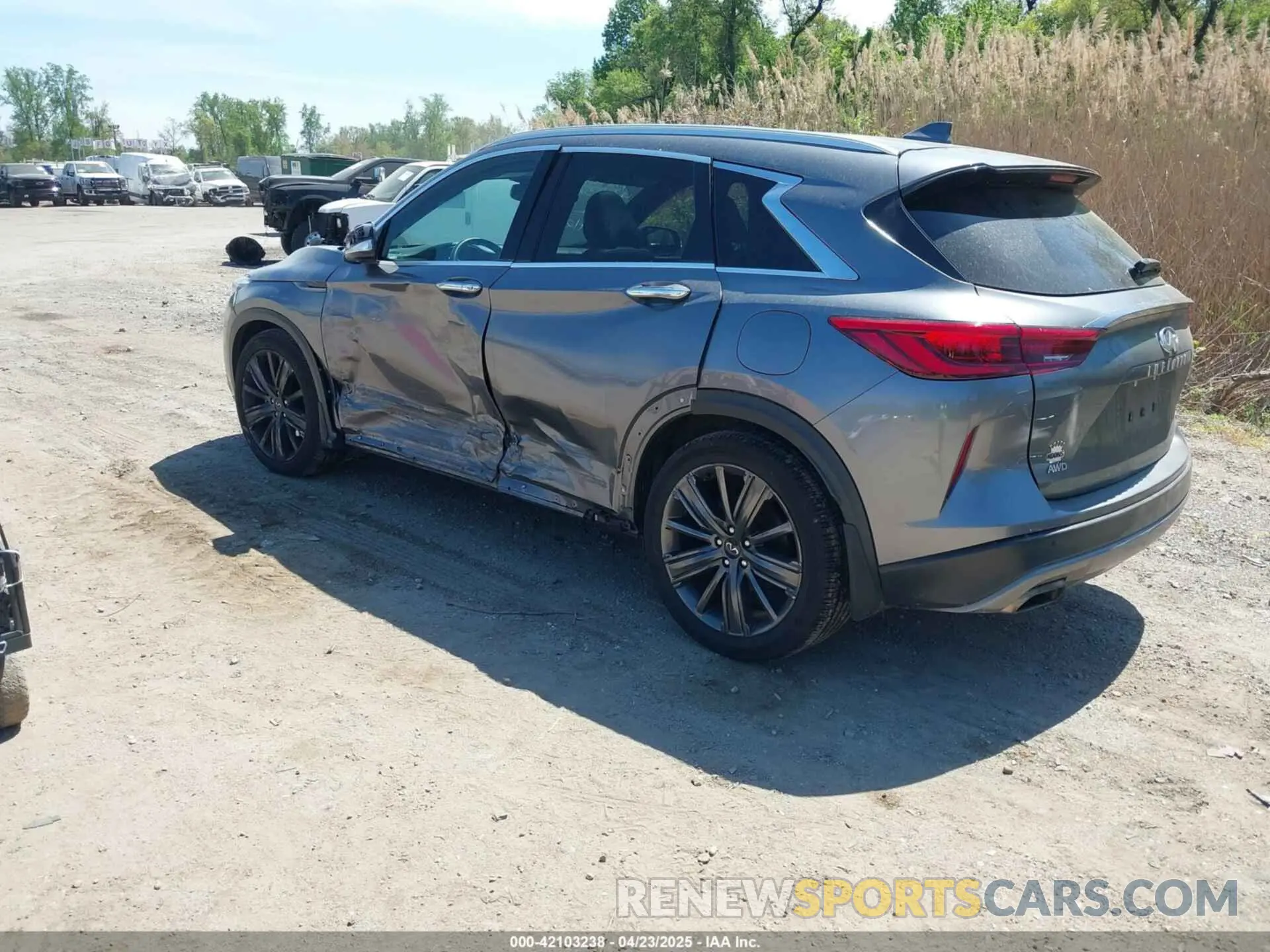 3 Photograph of a damaged car 3PCAJ5M39LF113955 INFINITI QX50 2020