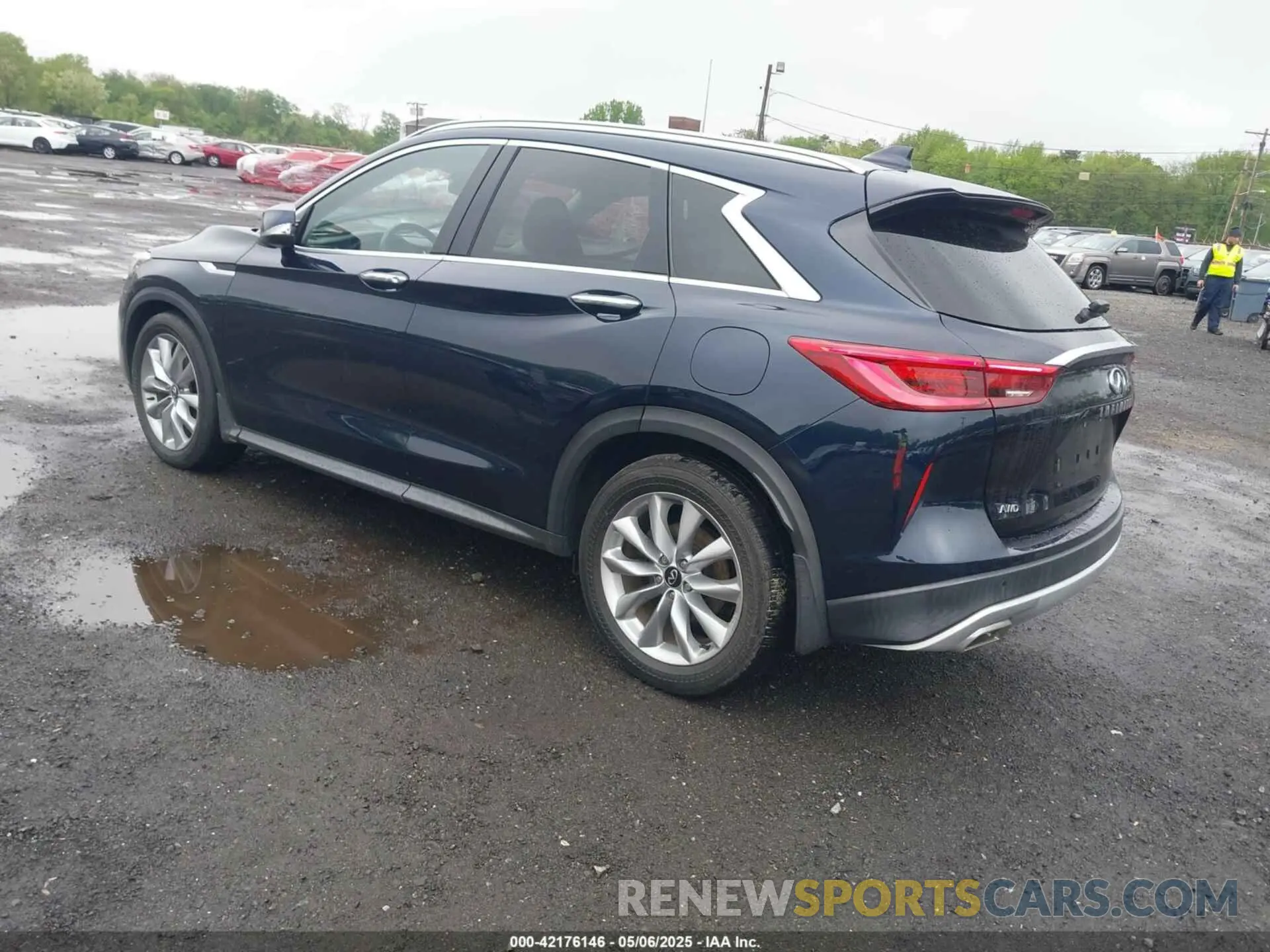 3 Photograph of a damaged car 3PCAJ5M3XLF107050 INFINITI QX50 2020