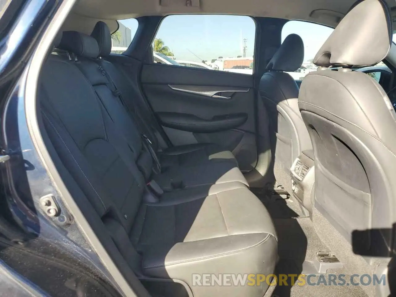 10 Photograph of a damaged car 3PCAJ5AA1MF101089 INFINITI QX50 2021