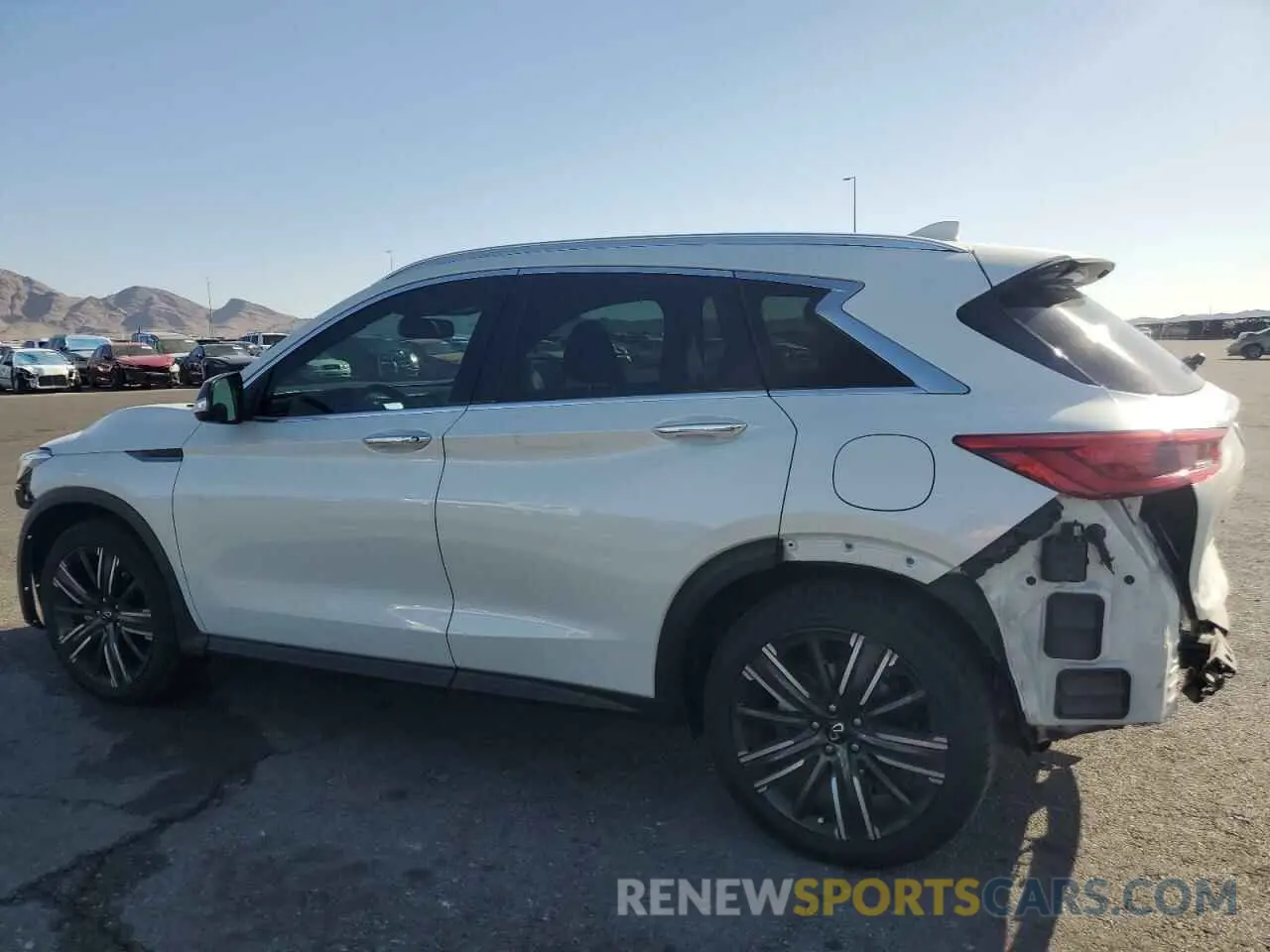2 Photograph of a damaged car 3PCAJ5BA0MF124281 INFINITI QX50 2021