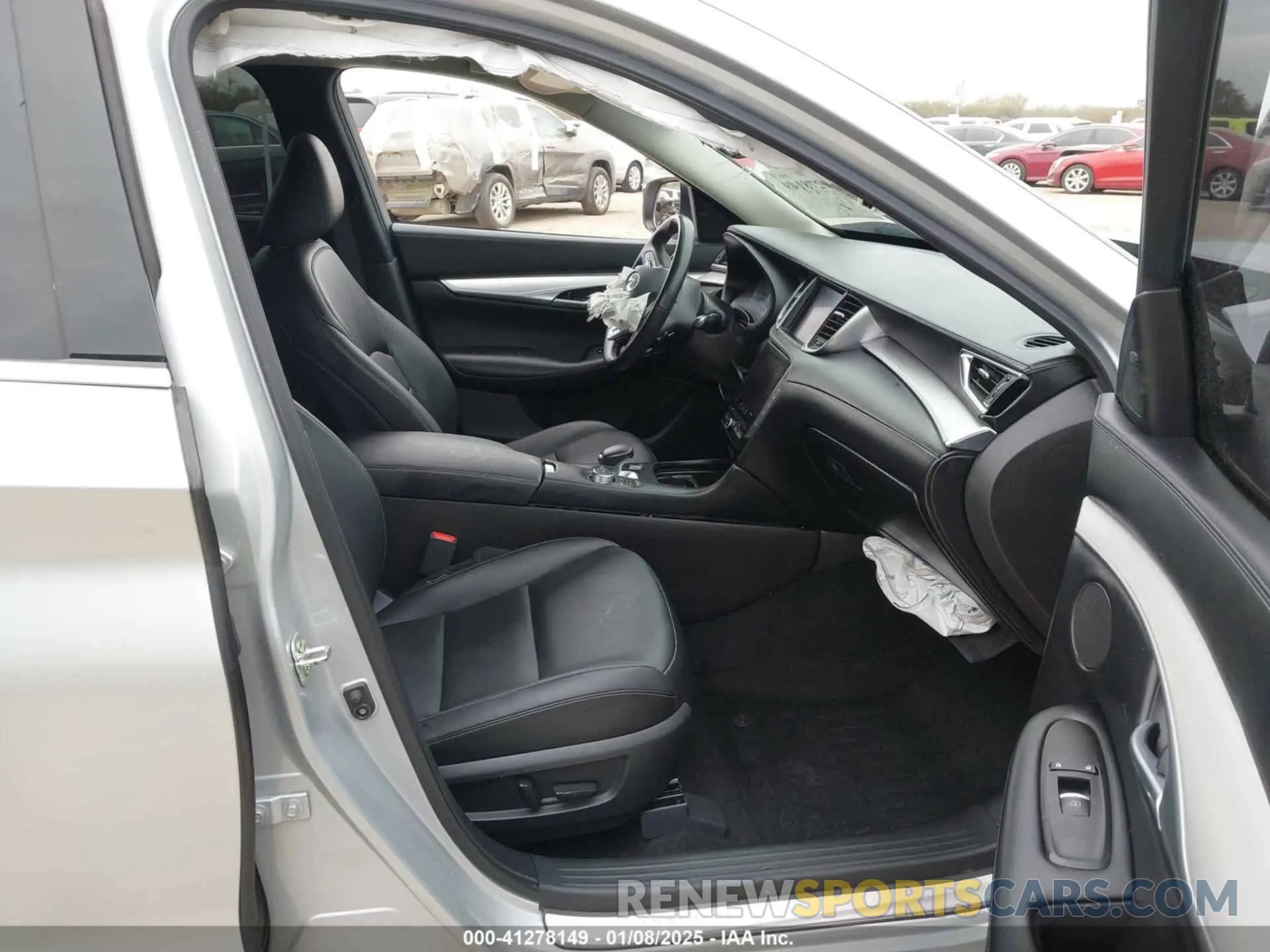 5 Photograph of a damaged car 3PCAJ5BA3MF120824 INFINITI QX50 2021
