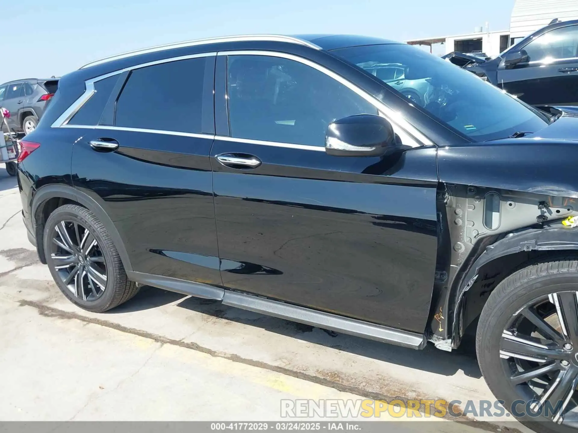 14 Photograph of a damaged car 3PCAJ5BA4MF105359 INFINITI QX50 2021