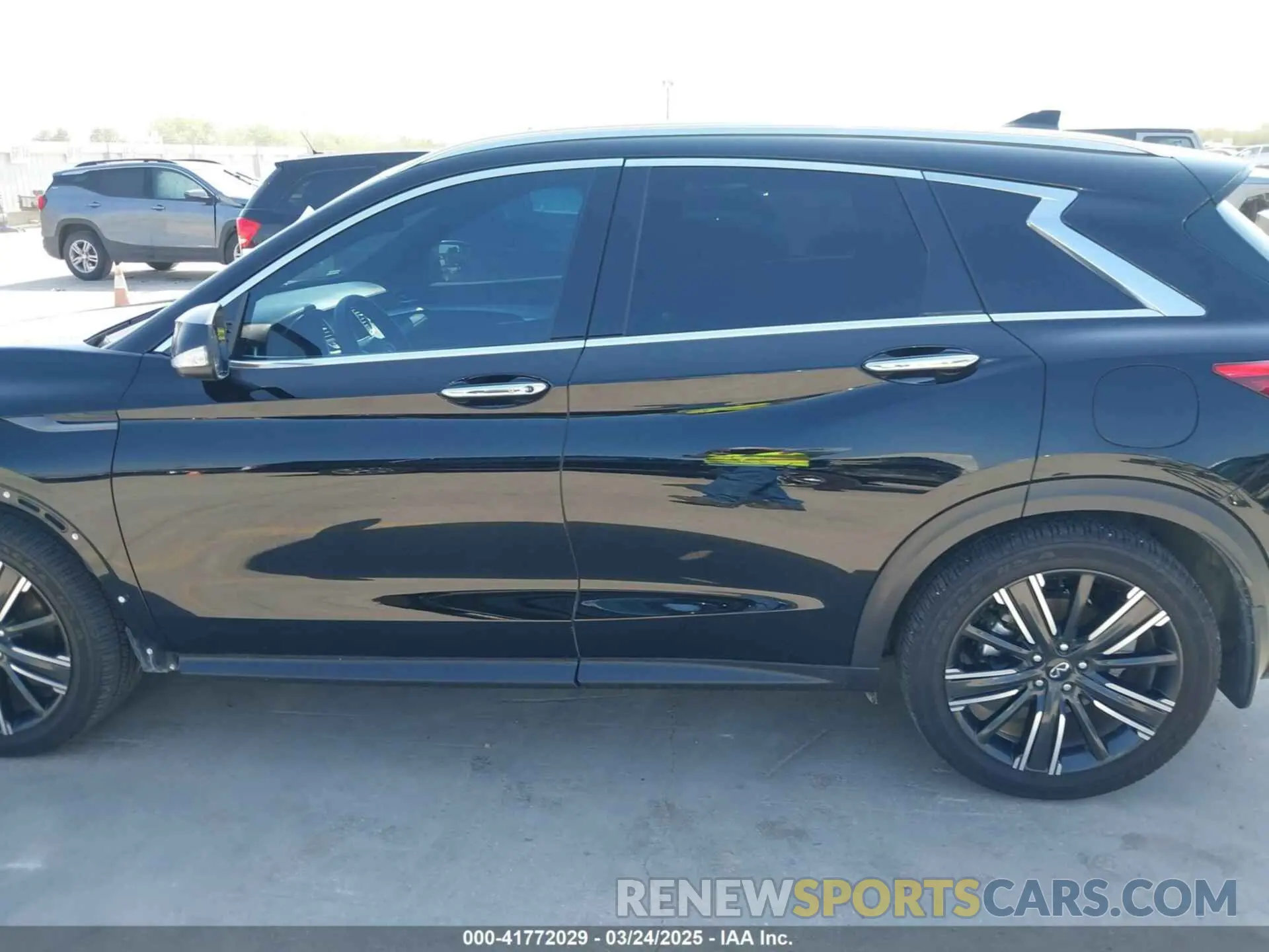 15 Photograph of a damaged car 3PCAJ5BA4MF105359 INFINITI QX50 2021
