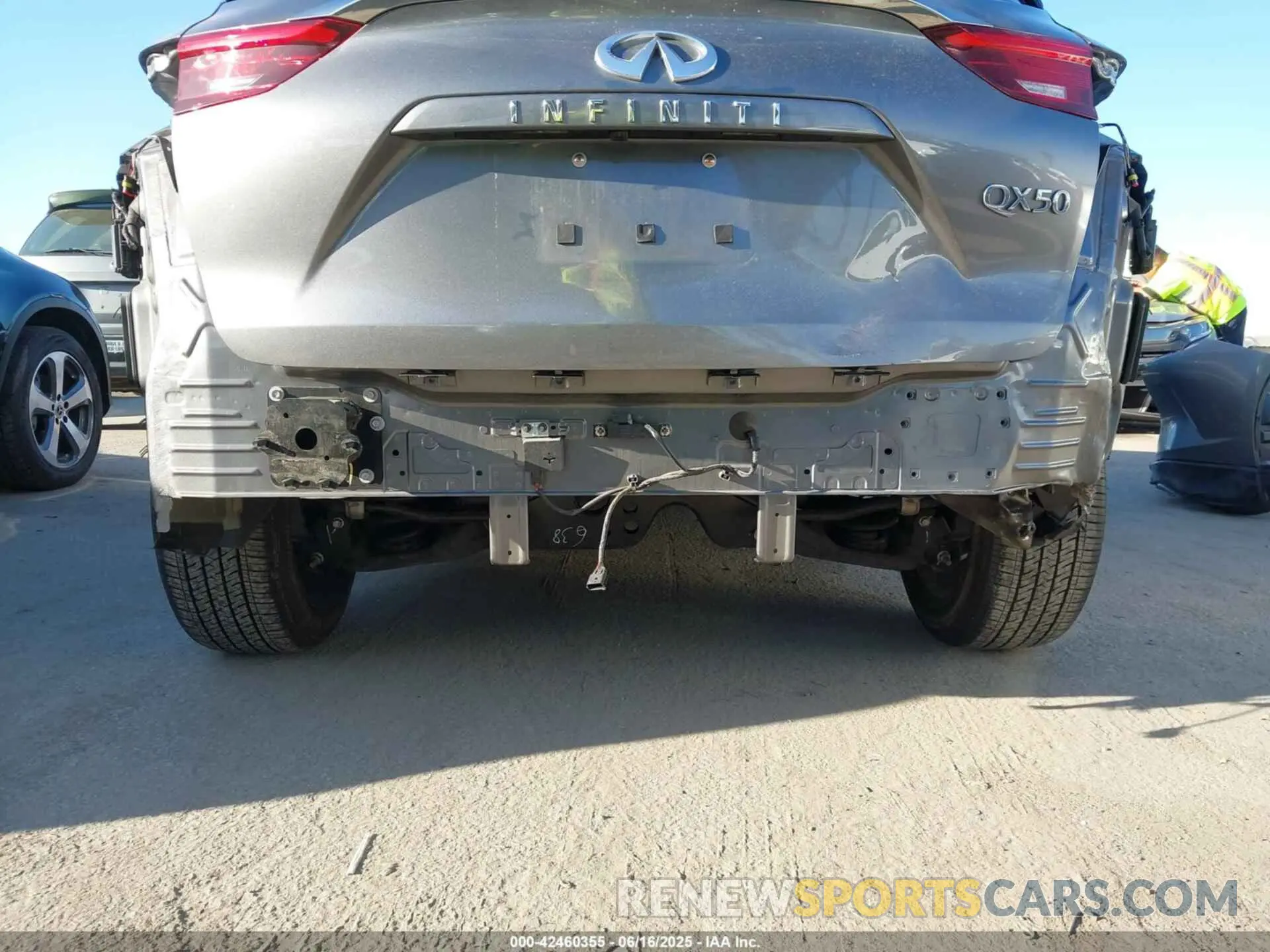 6 Photograph of a damaged car 3PCAJ5BA4MF113543 INFINITI QX50 2021