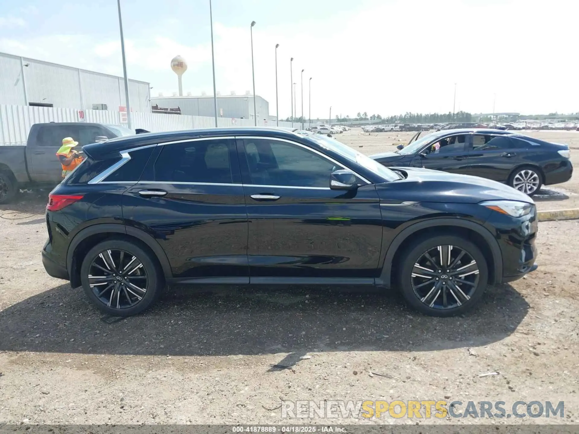 13 Photograph of a damaged car 3PCAJ5BA6MF112782 INFINITI QX50 2021