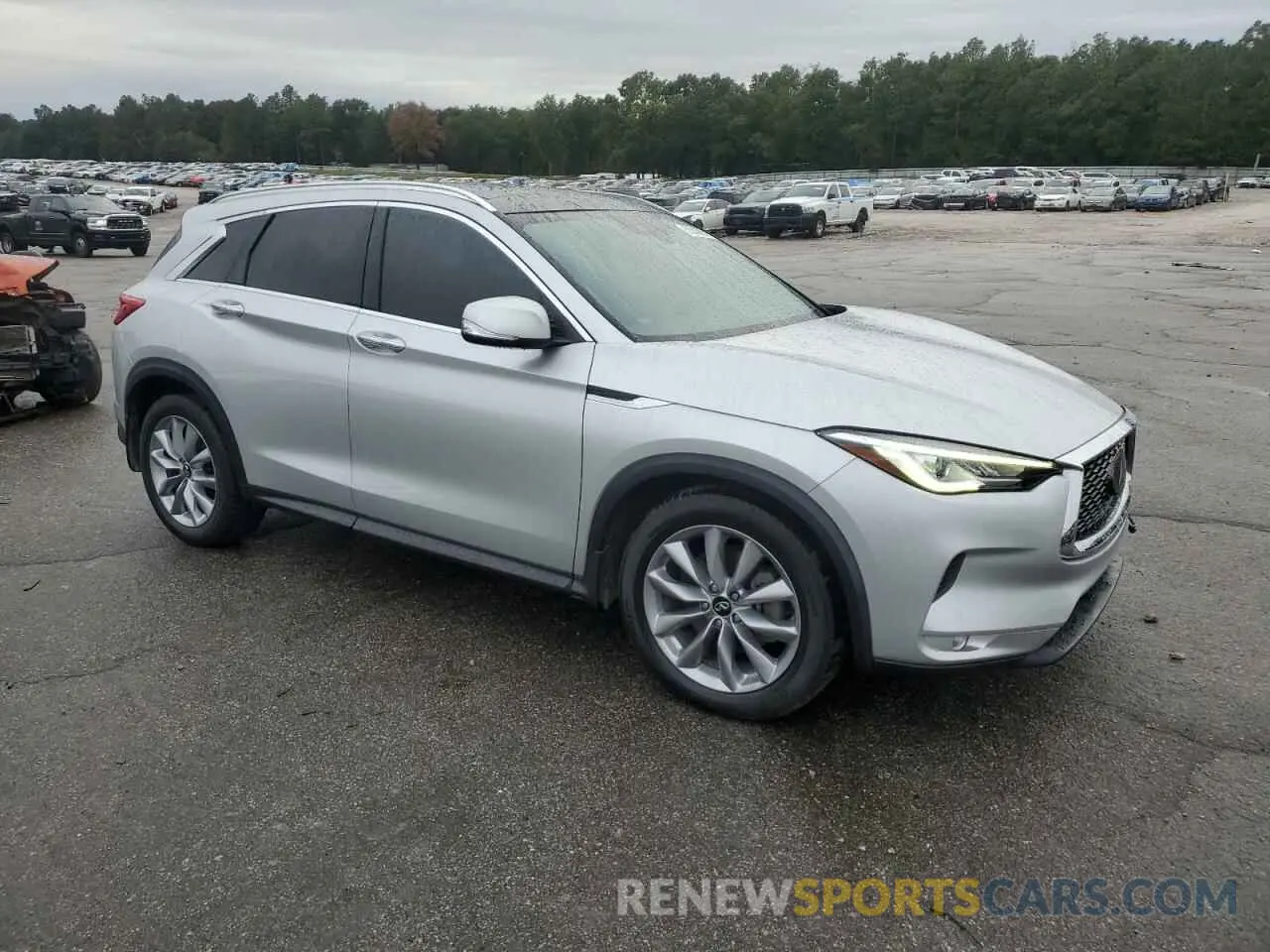4 Photograph of a damaged car 3PCAJ5BA7MF104724 INFINITI QX50 2021
