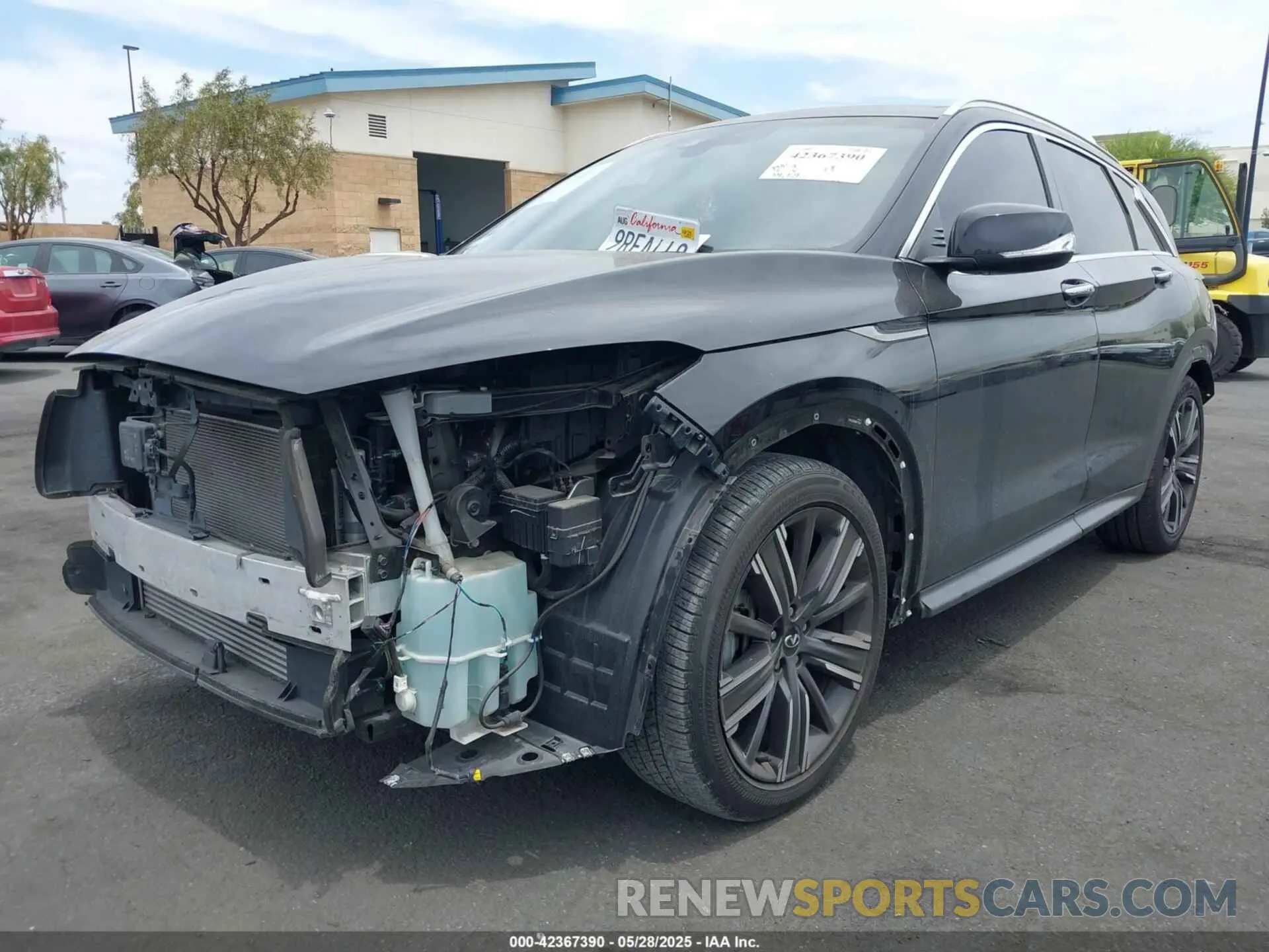2 Photograph of a damaged car 3PCAJ5BA9MF112761 INFINITI QX50 2021
