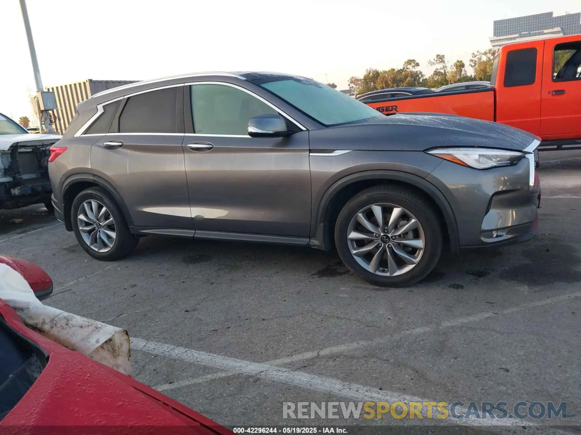 13 Photograph of a damaged car 3PCAJ5BA9MF124179 INFINITI QX50 2021
