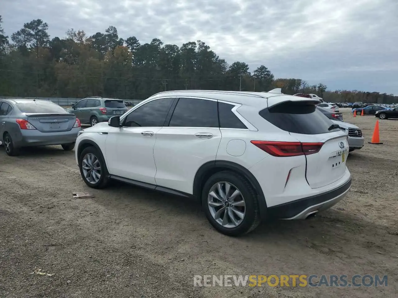 2 Photograph of a damaged car 3PCAJ5BAXMF107374 INFINITI QX50 2021