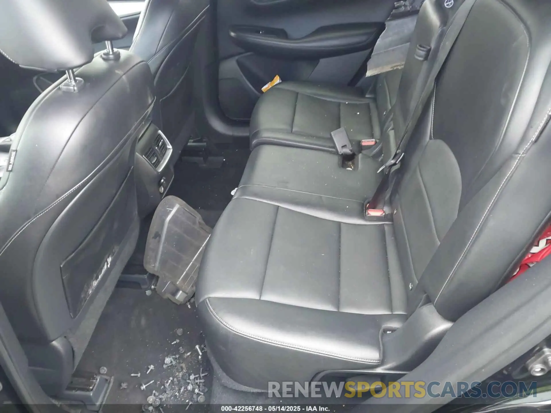 8 Photograph of a damaged car 3PCAJ5BAXMF119203 INFINITI QX50 2021