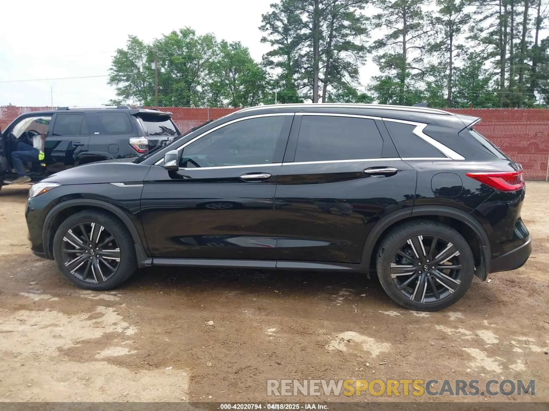 14 Photograph of a damaged car 3PCAJ5BAXMF125311 INFINITI QX50 2021