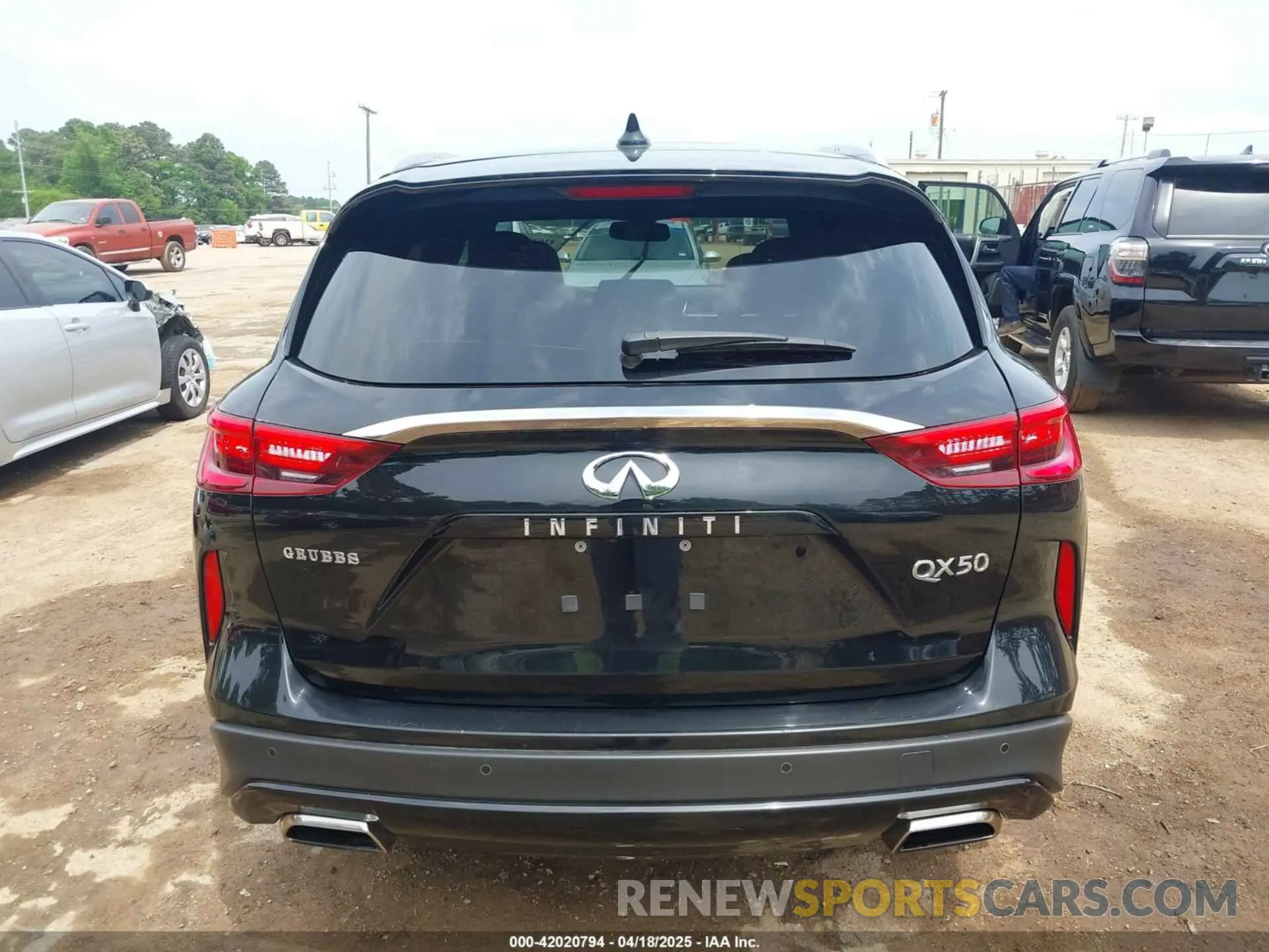 16 Photograph of a damaged car 3PCAJ5BAXMF125311 INFINITI QX50 2021
