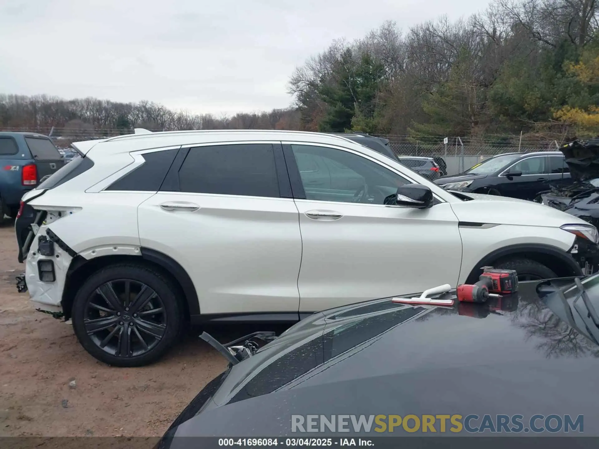 14 Photograph of a damaged car 3PCAJ5BB0MF105478 INFINITI QX50 2021