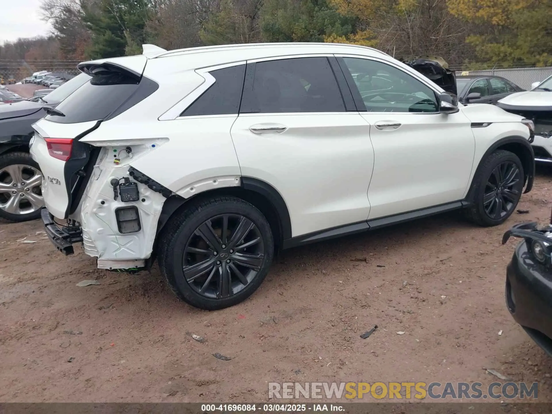 4 Photograph of a damaged car 3PCAJ5BB0MF105478 INFINITI QX50 2021